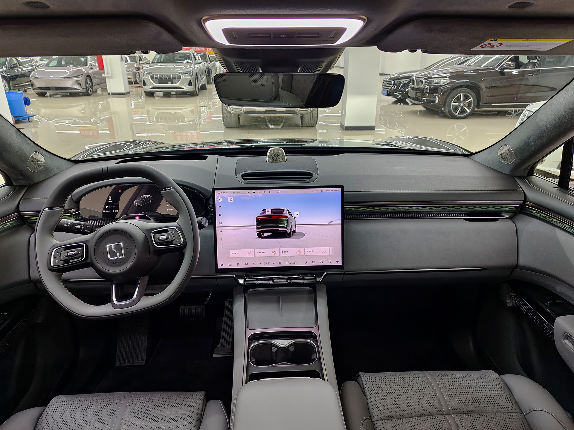 Zeekr 7X 2026 car image #10