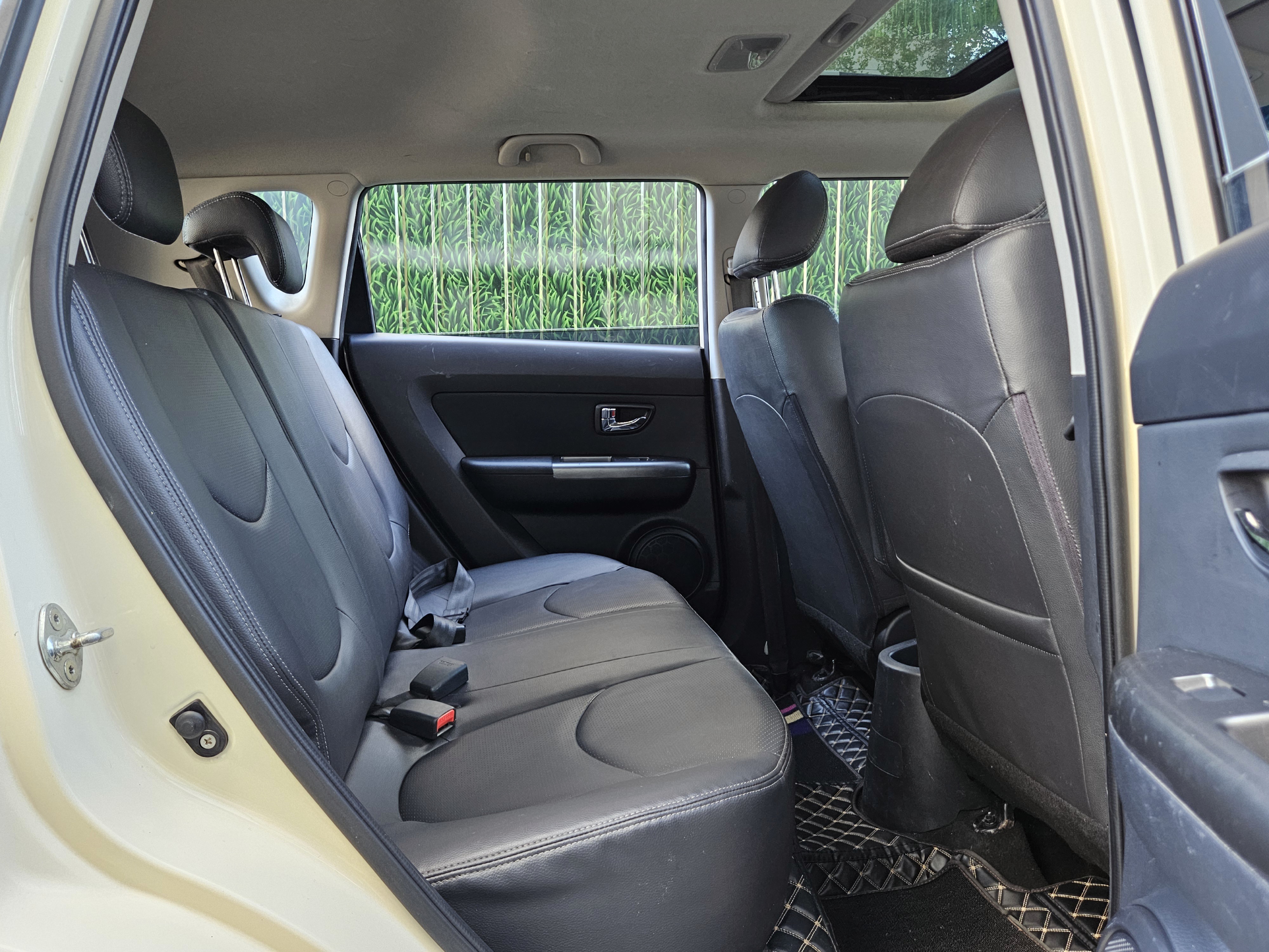 Kia Soul 2012 imagen de coche #10