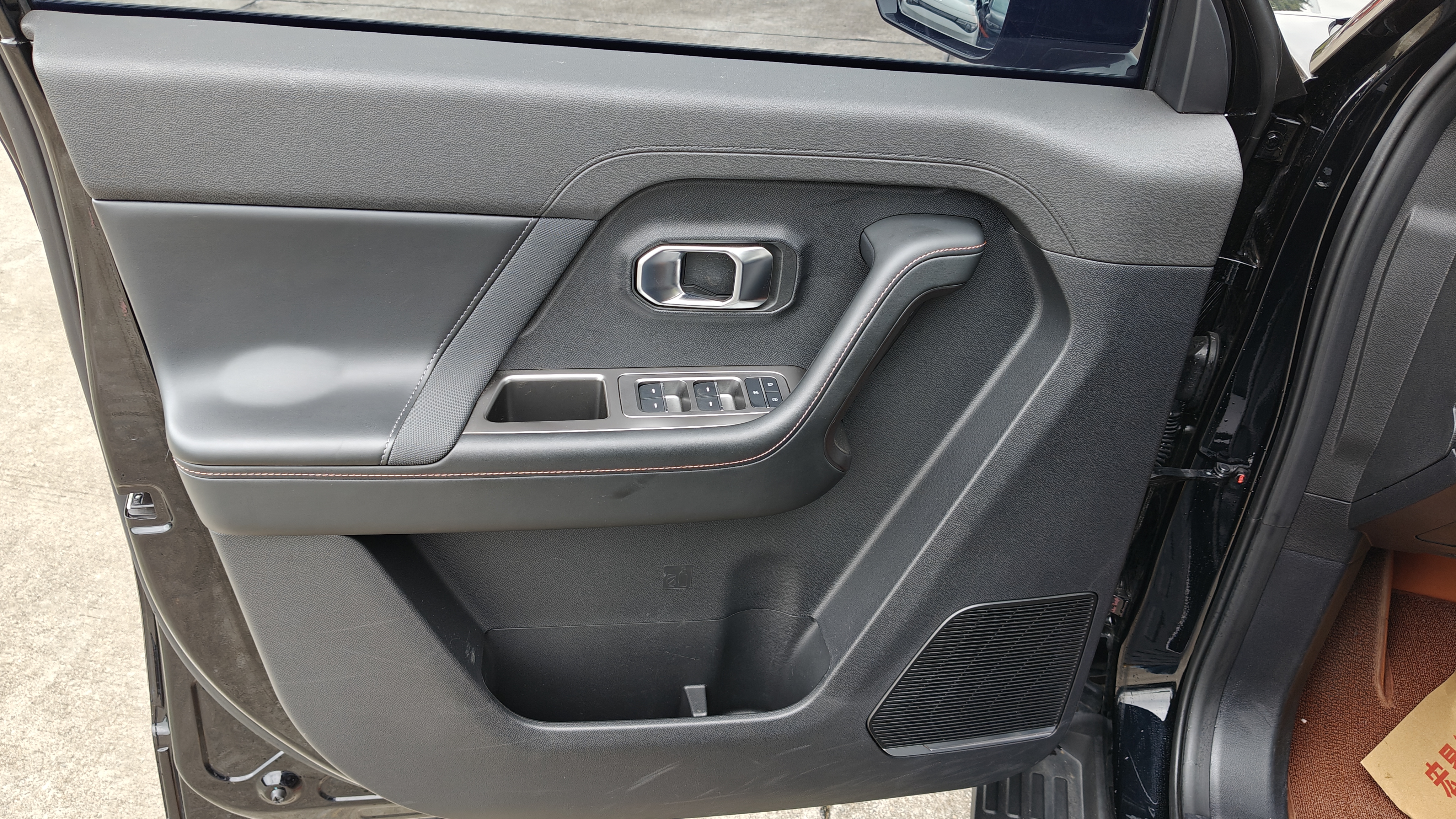 Jetour 2025 car image #10