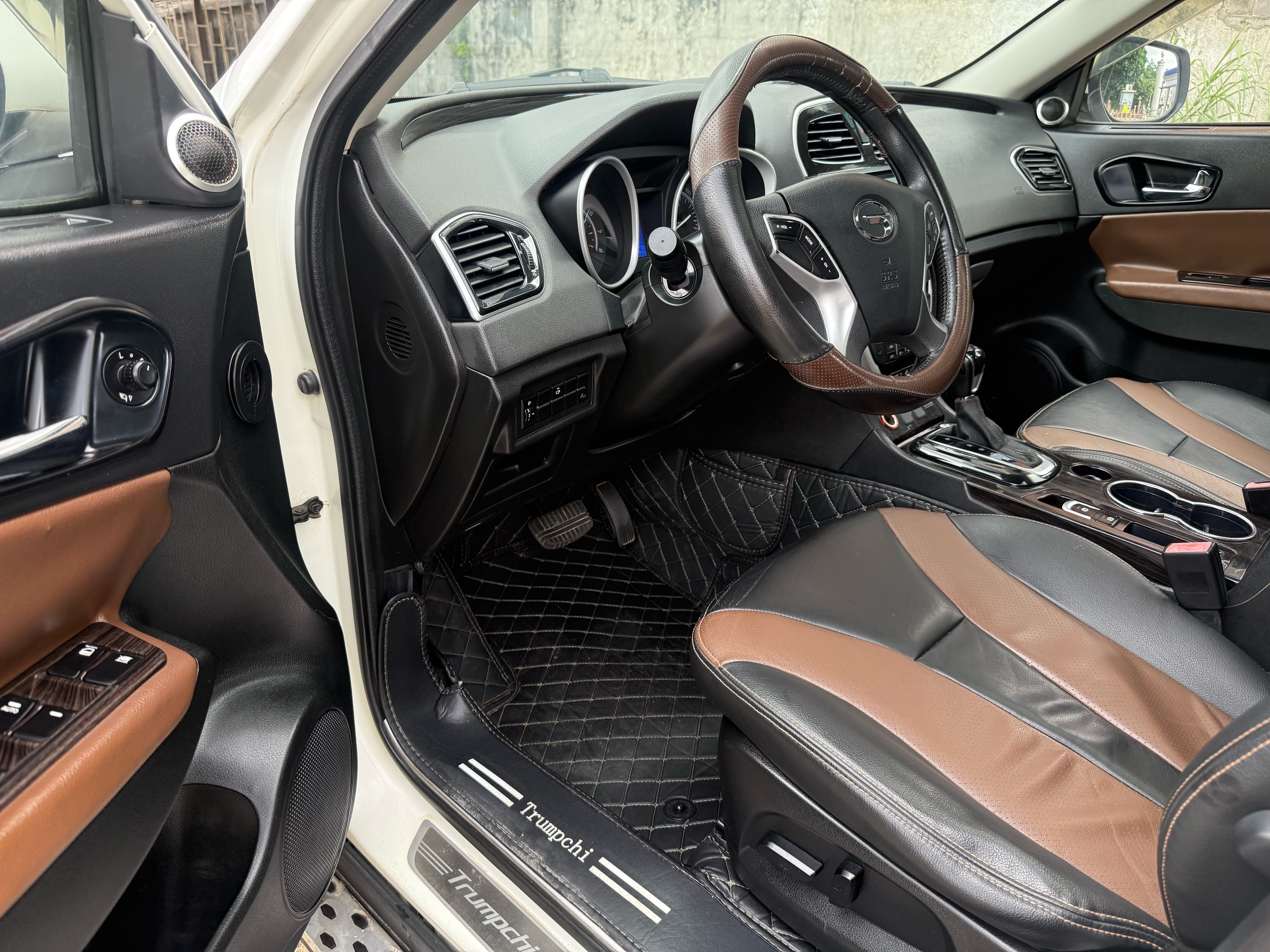 GAC Trumpchi GS5 Super 2015 #10 GAC Trumpchi GS5 Super 2015 car image #10