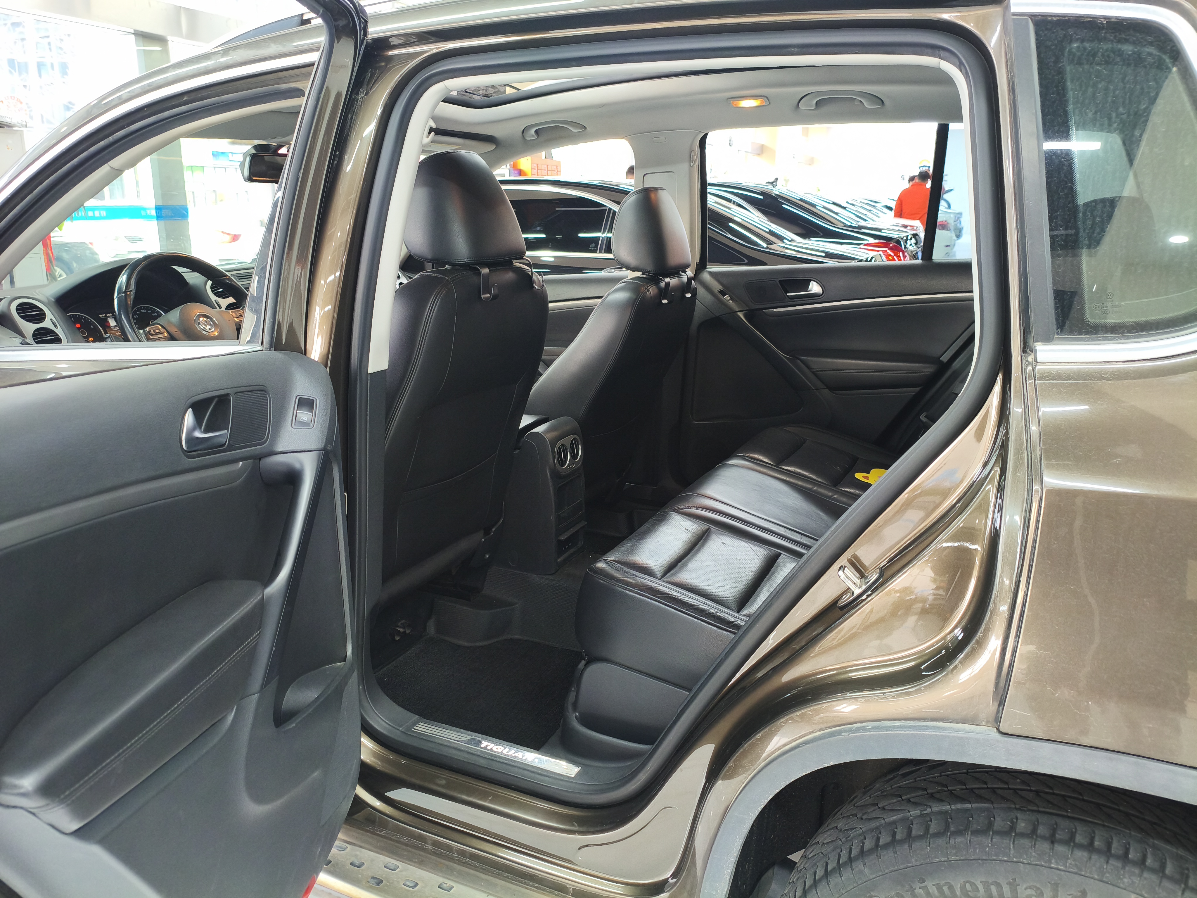 Volkswagen Tiguan 2015 #10 Volkswagen Tiguan 2015 car image #10