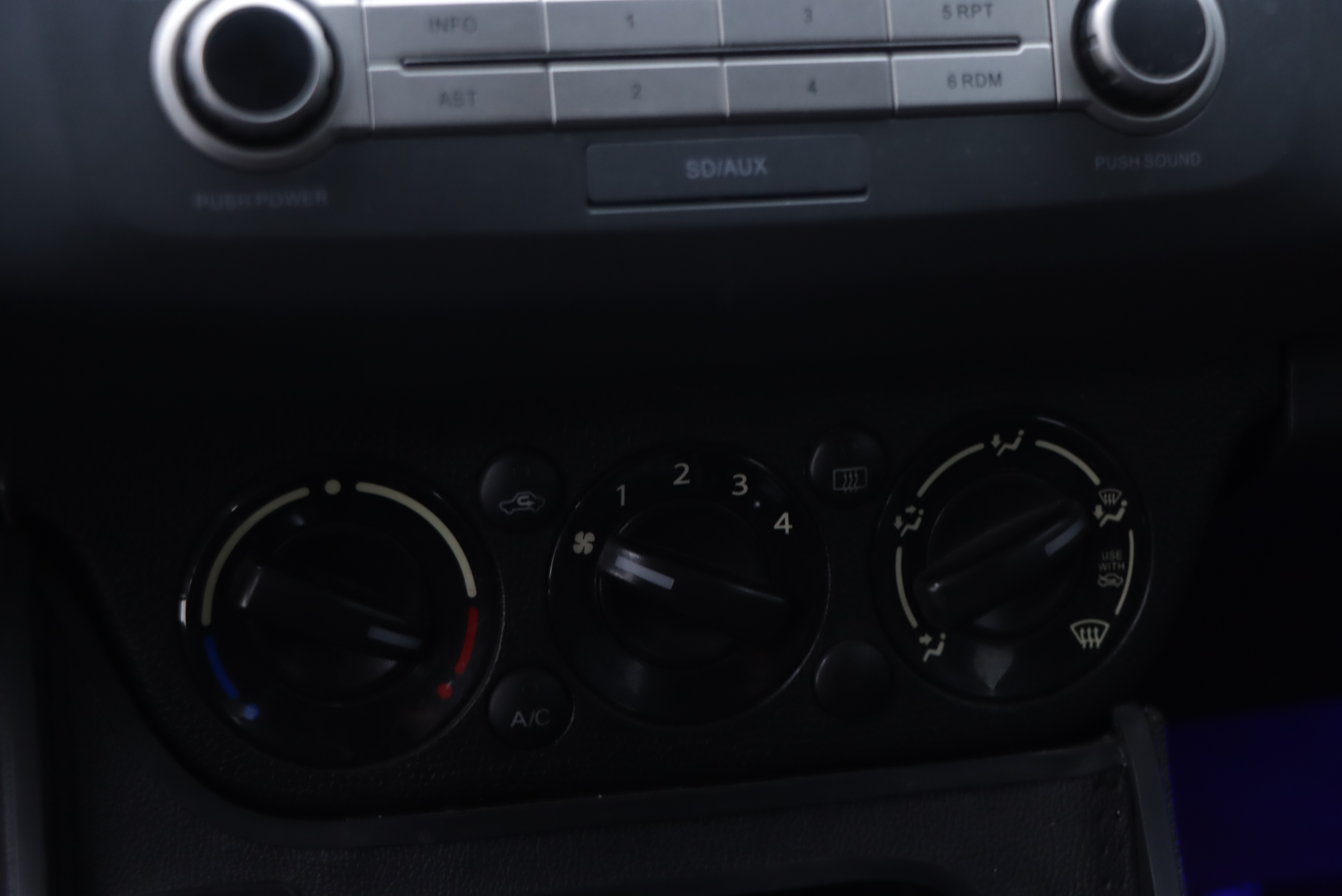 Suzuki Swift 2016 изображение автомобиля #10