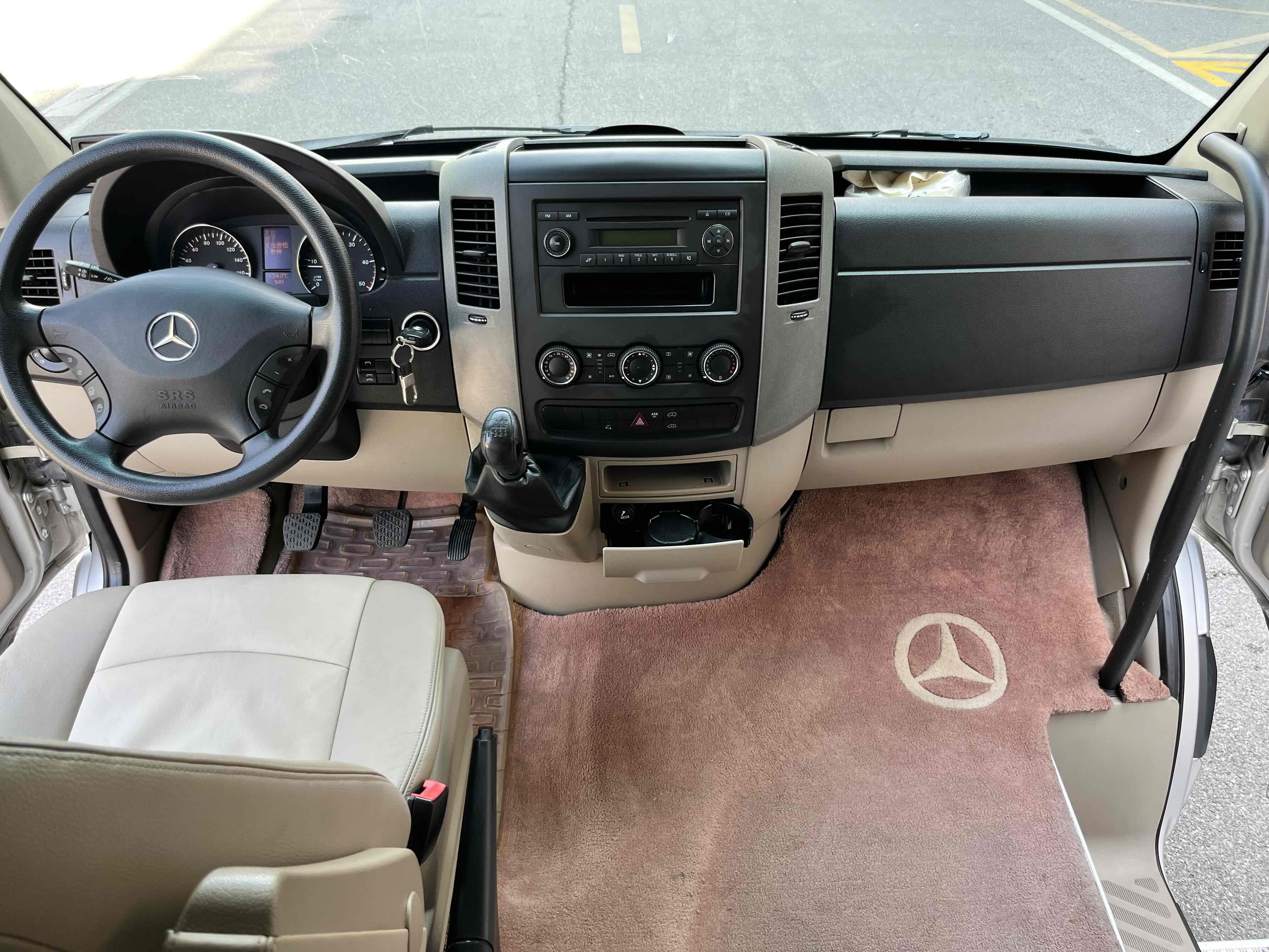 Mercedes-Benz Sprinter 2013 car image #10