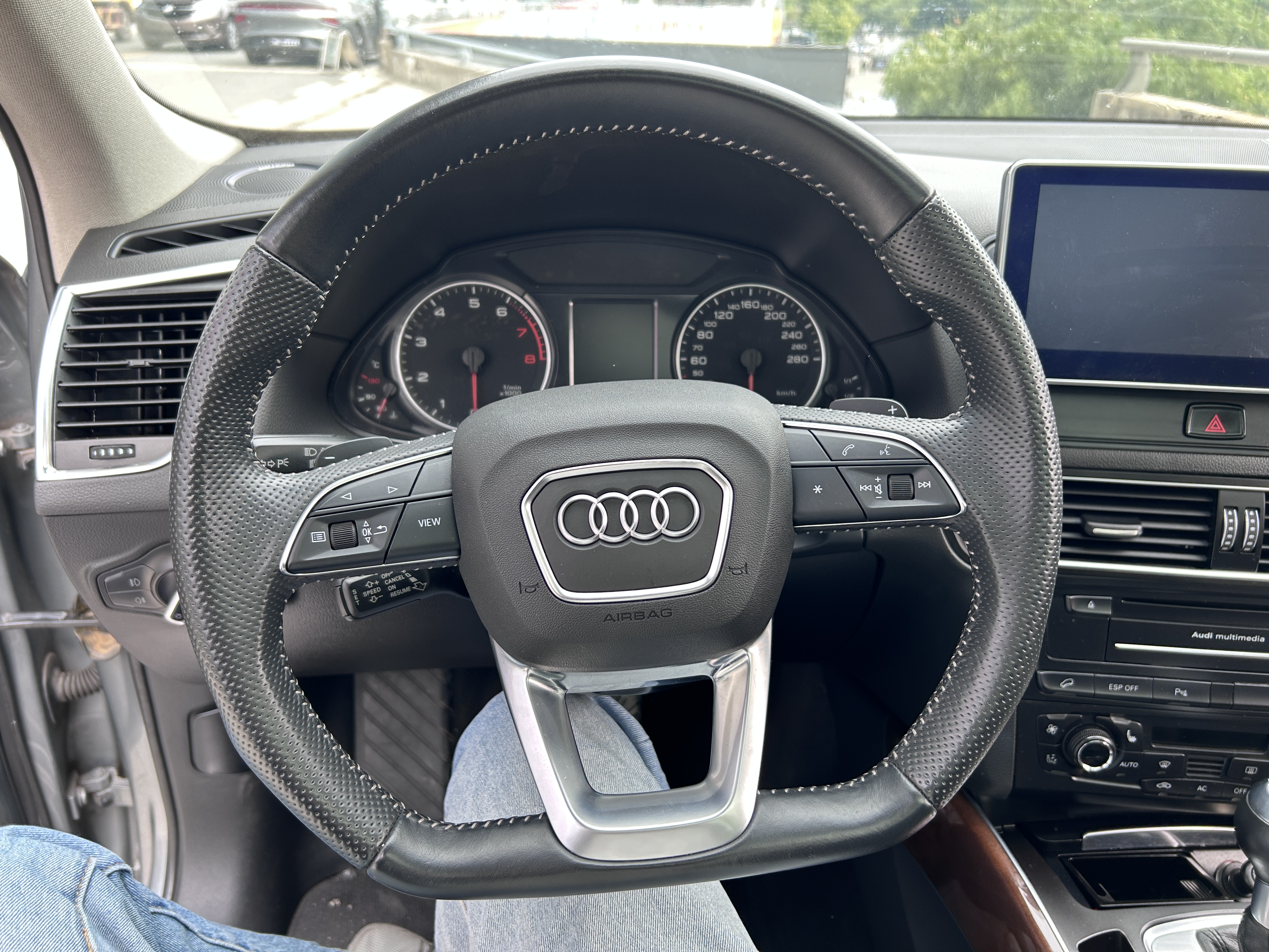 Audi Q5 (Imported) 2010 #10 Audi Q5 (Imported) 2010 car image #10