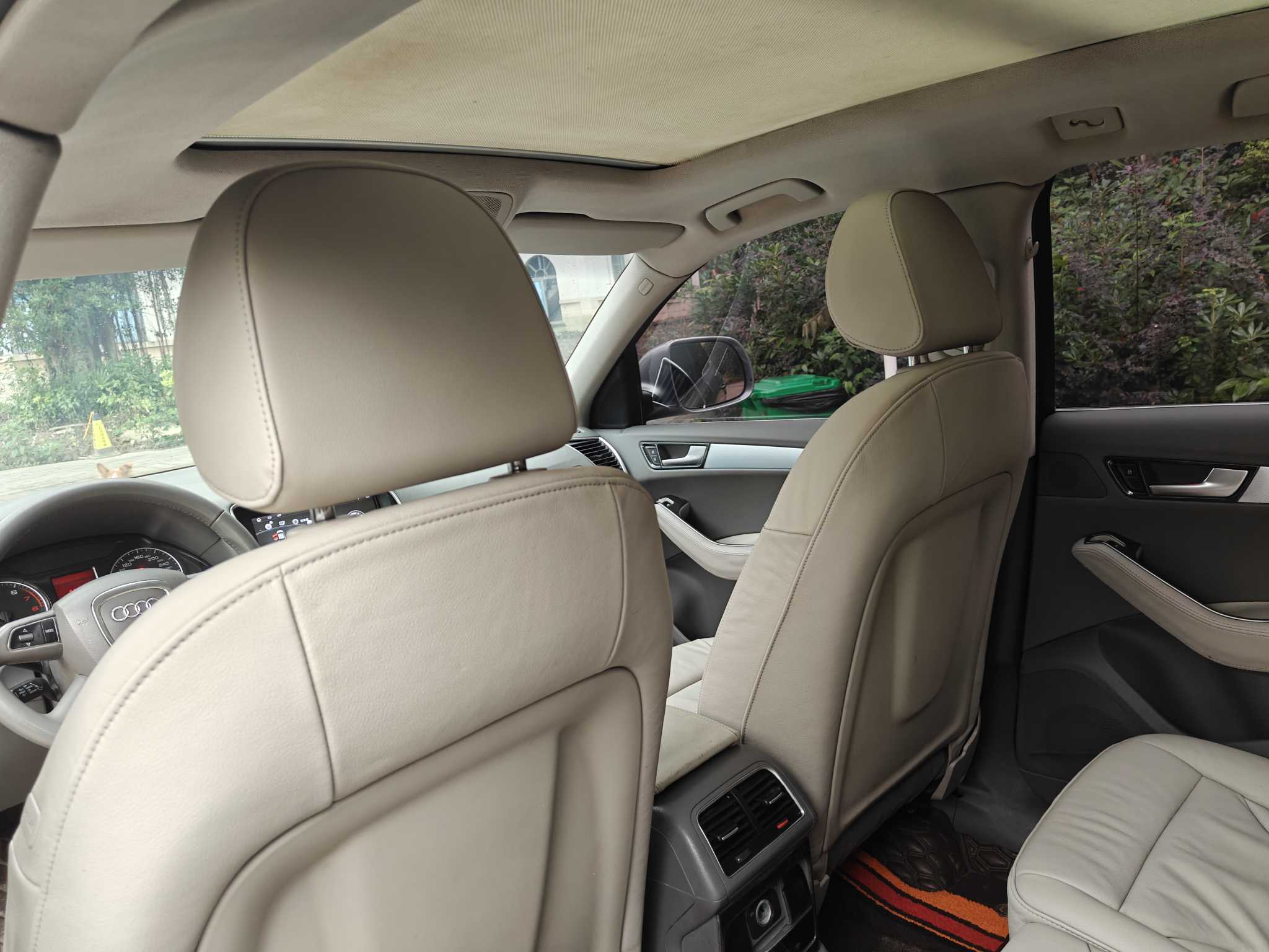 Audi Q5 (Imported) 2012 #10 Audi Q5 (Imported) 2012 car image #10