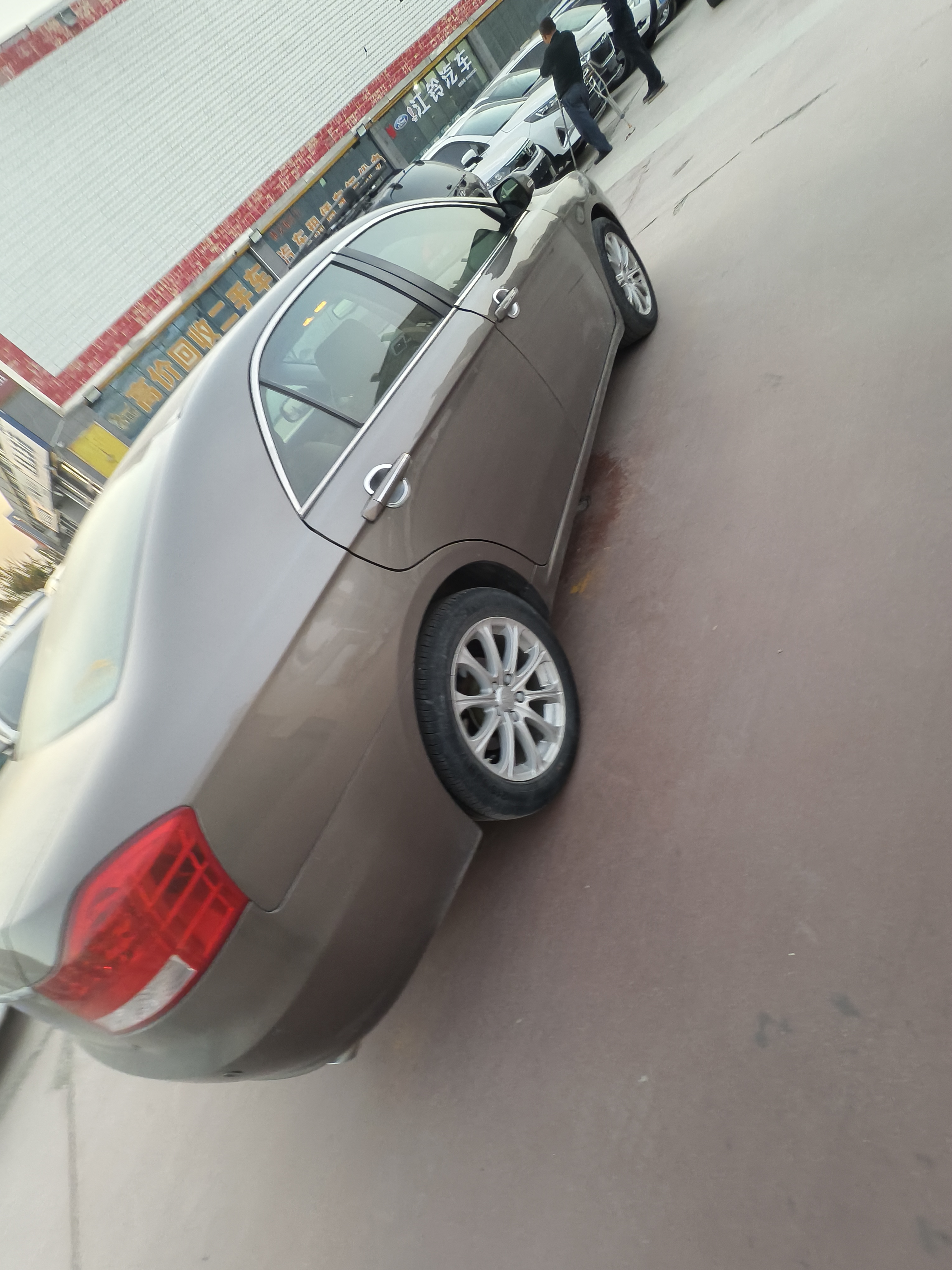 GEELY EC8 2016 car image #10