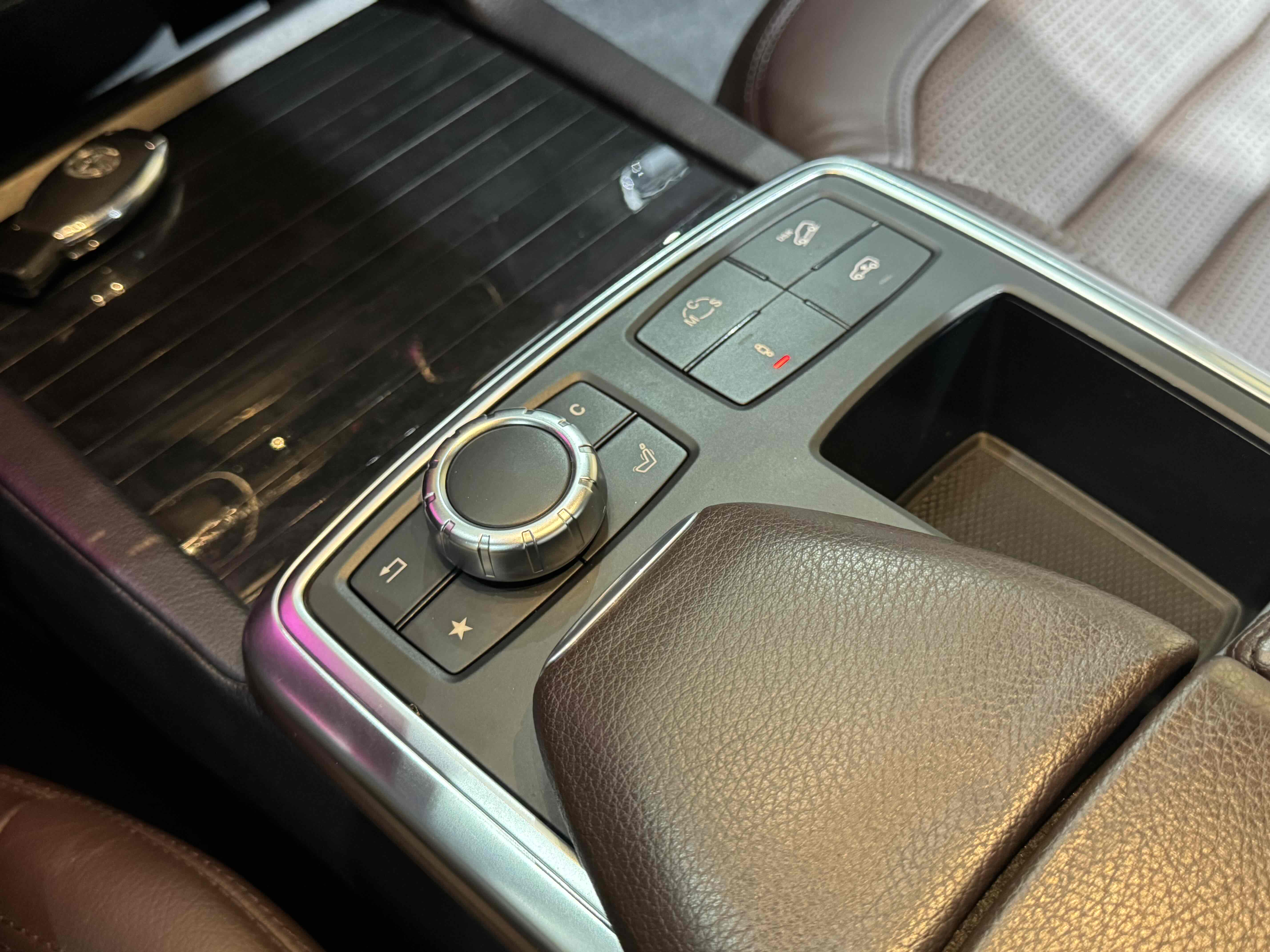 Mercedes-Benz GL AMG 2014 immagine di auto #10