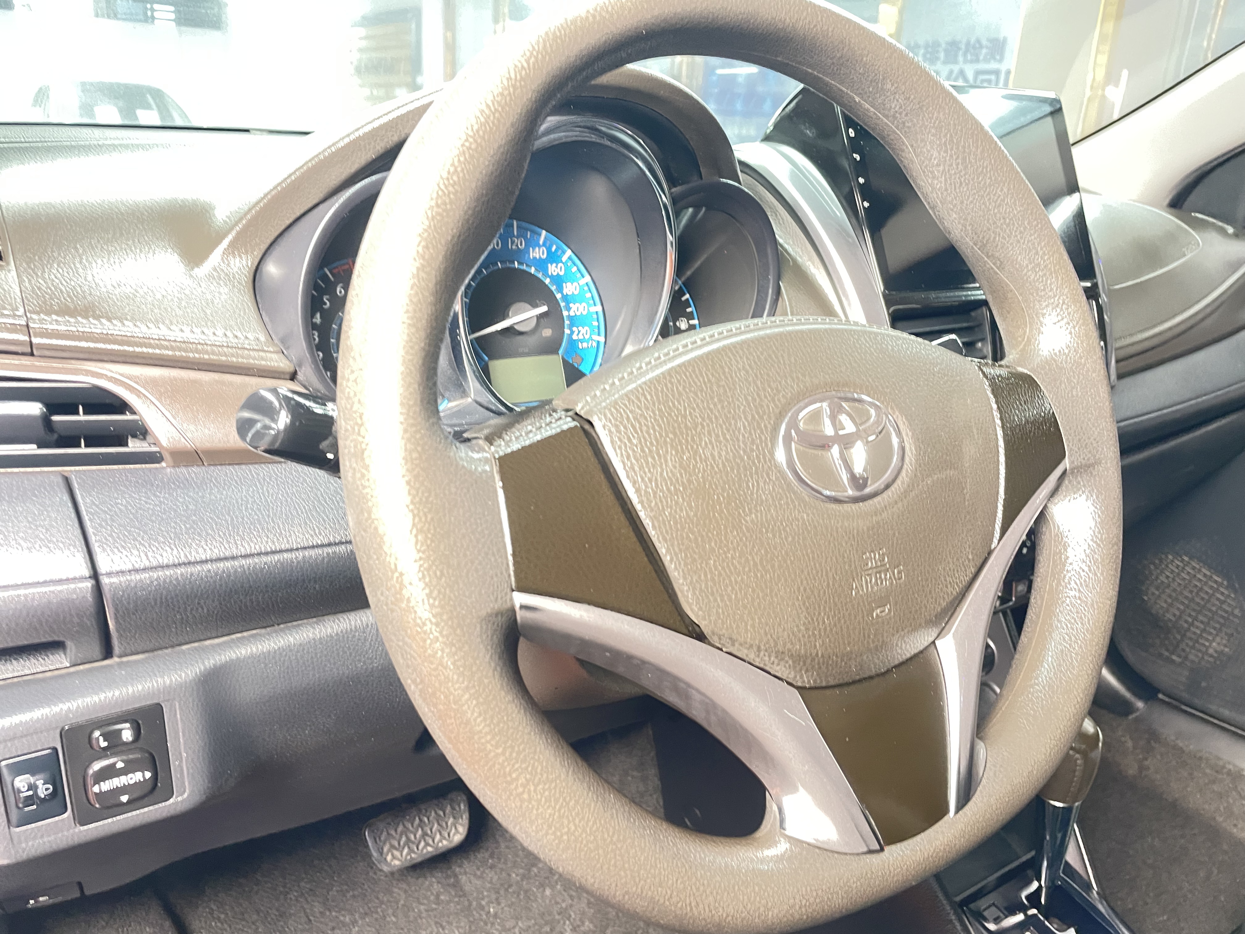 Yaris L Zhixuan 2015 #10 Yaris L Zhixuan 2015 car image #10