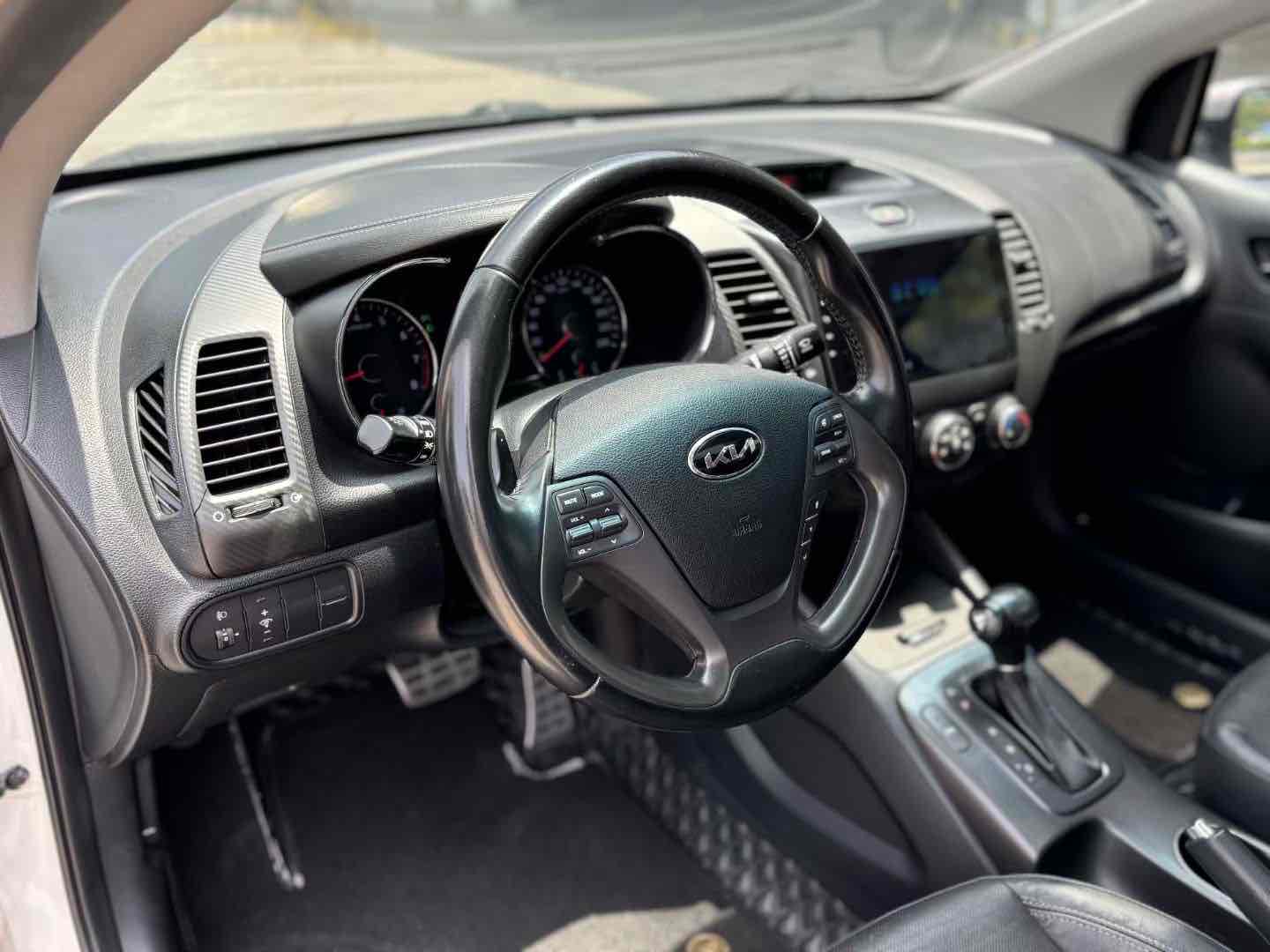 起亚 速迈 2014 汽车图片 #10