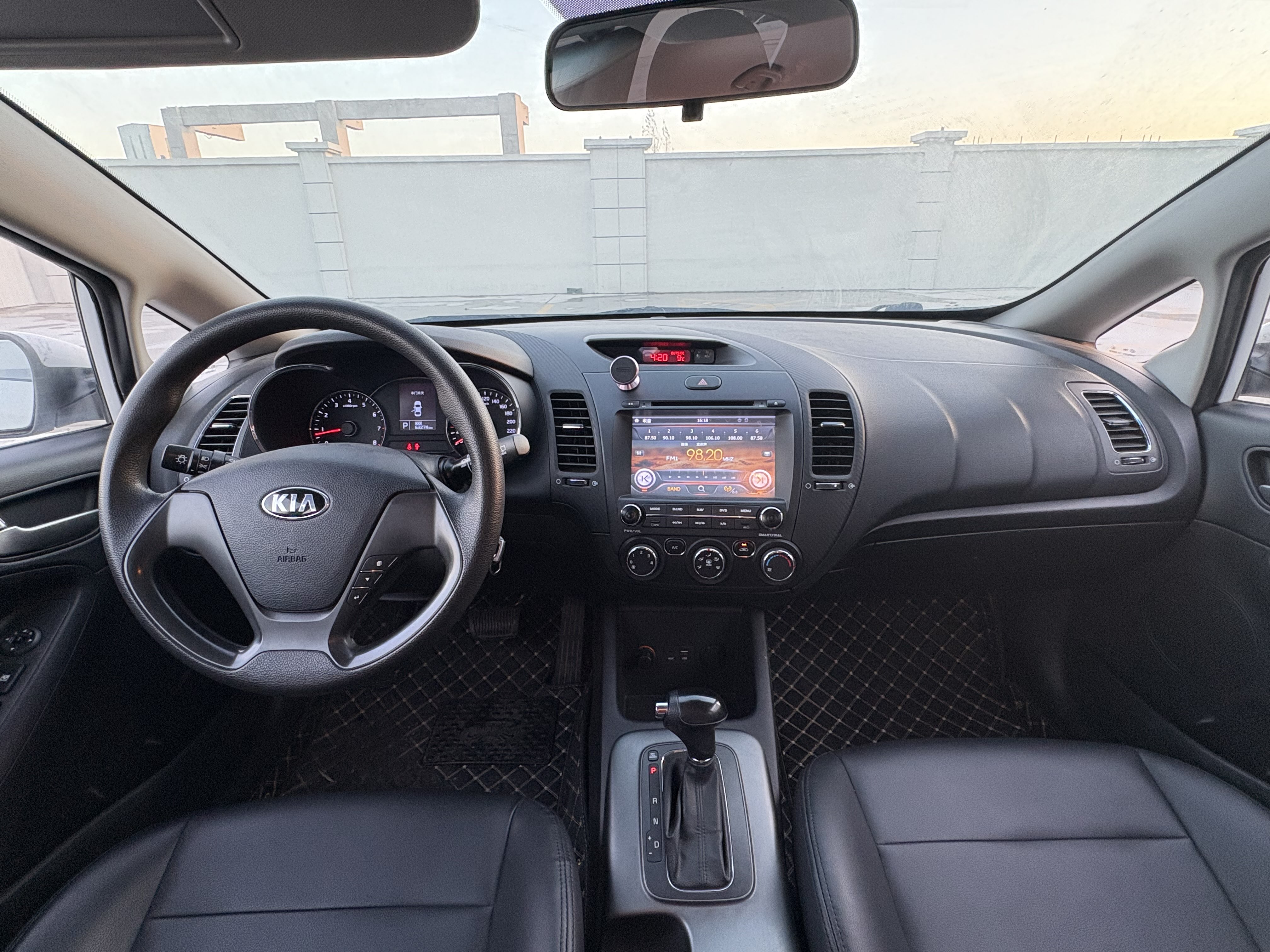 Kia Forte Koup 2015 изображение автомобиля #10