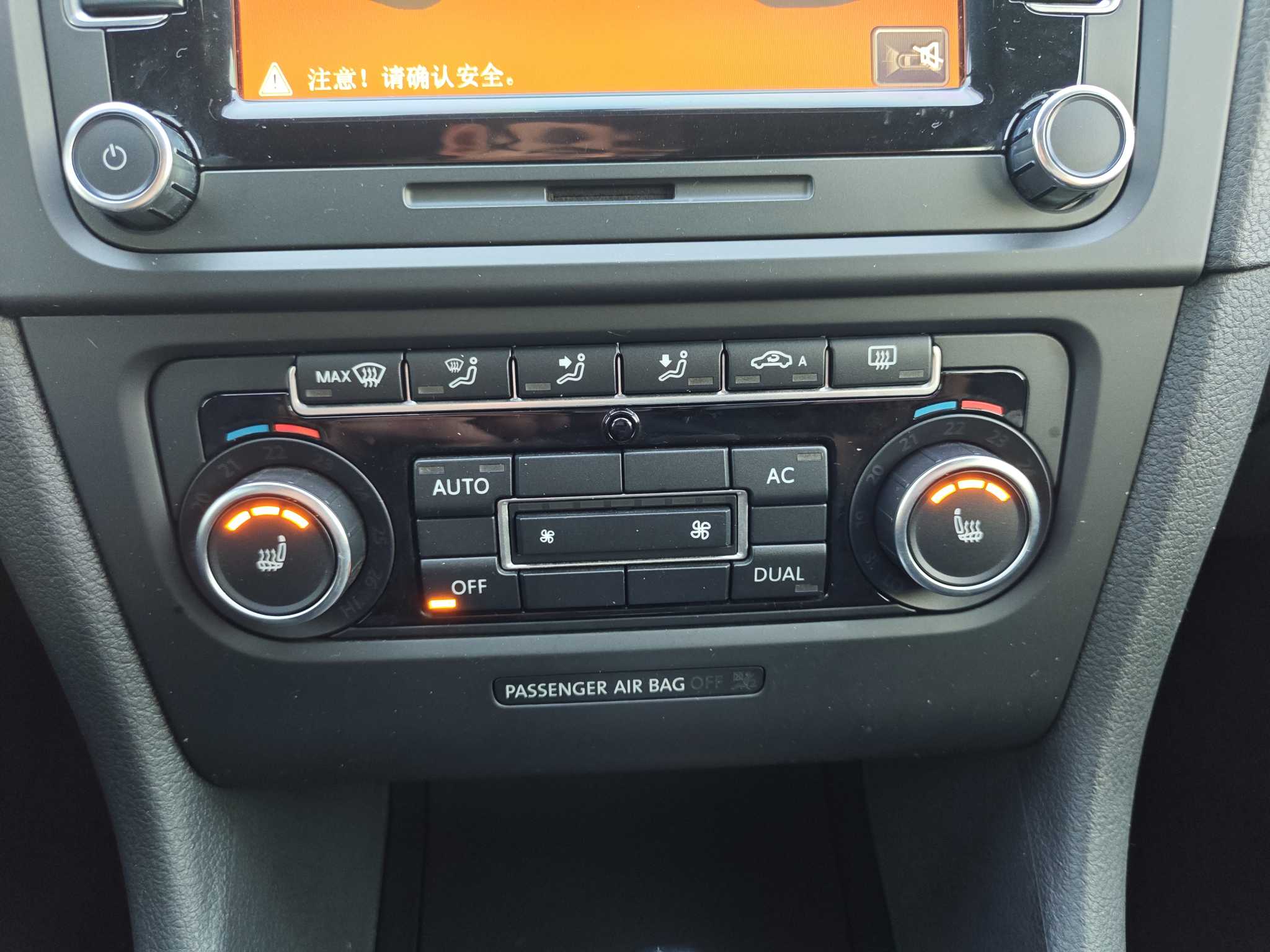 Volkswagen Golf (Imported) 2012 #10 Volkswagen Golf (Imported) 2012 imagem de carro #10