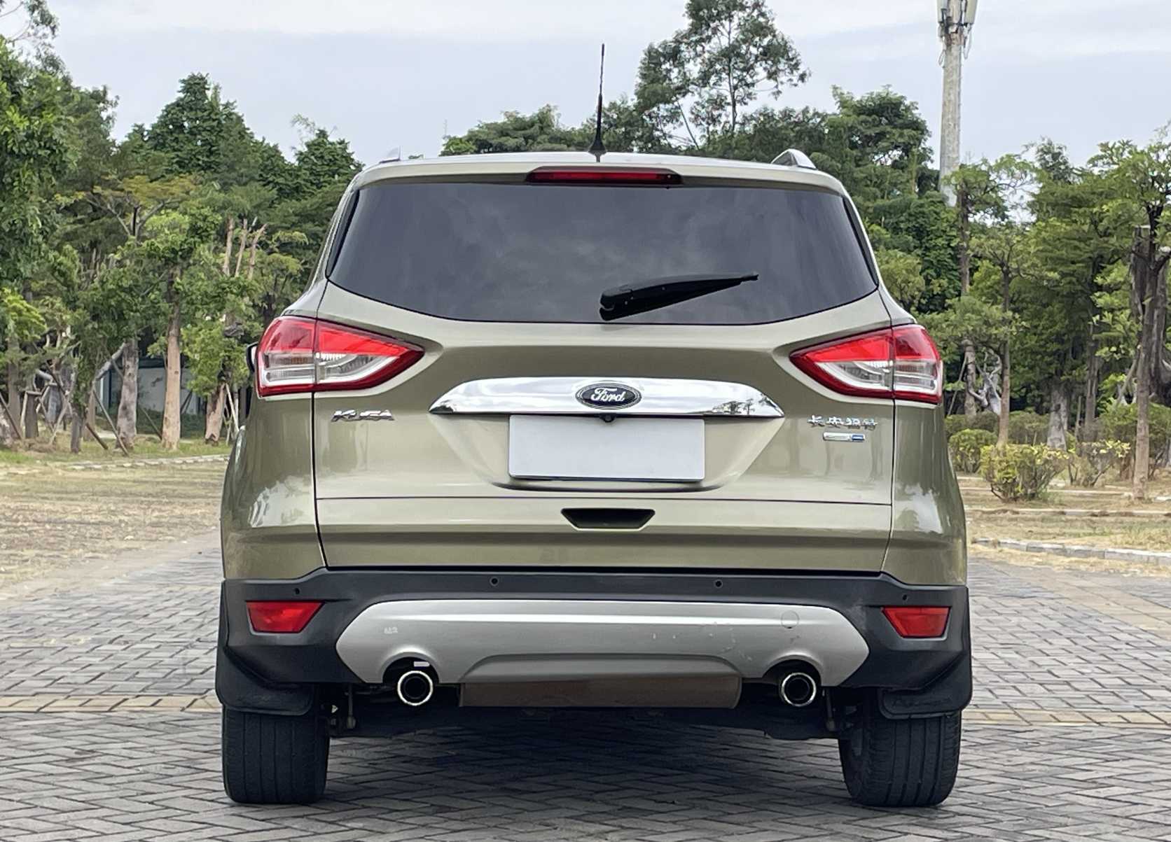 Ford Kuga 2015 #10 Ford Kuga 2015 car image #10