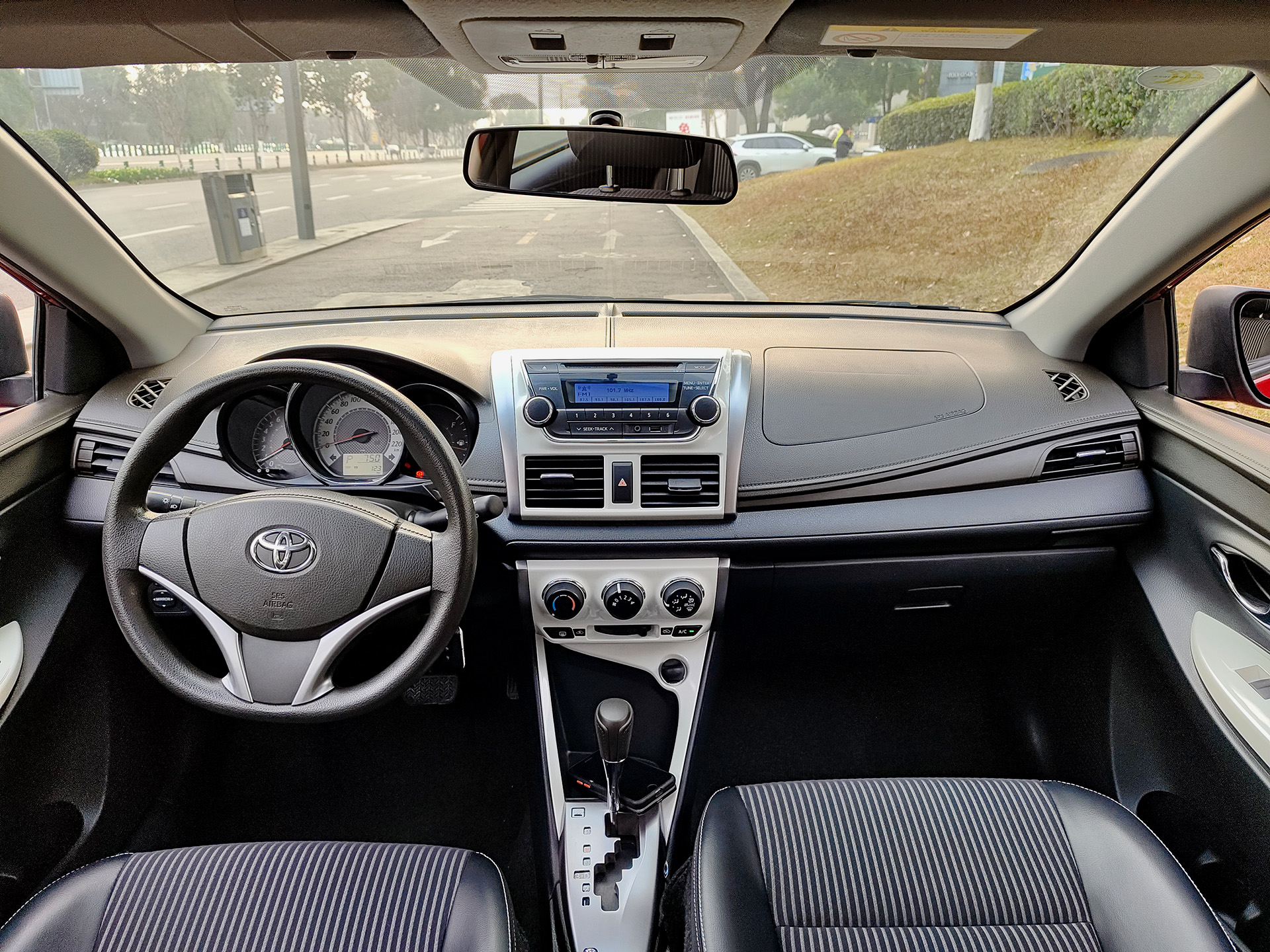 Yaris L Zhixuan 2016 #10 Yaris L Zhixuan 2016 car image #10