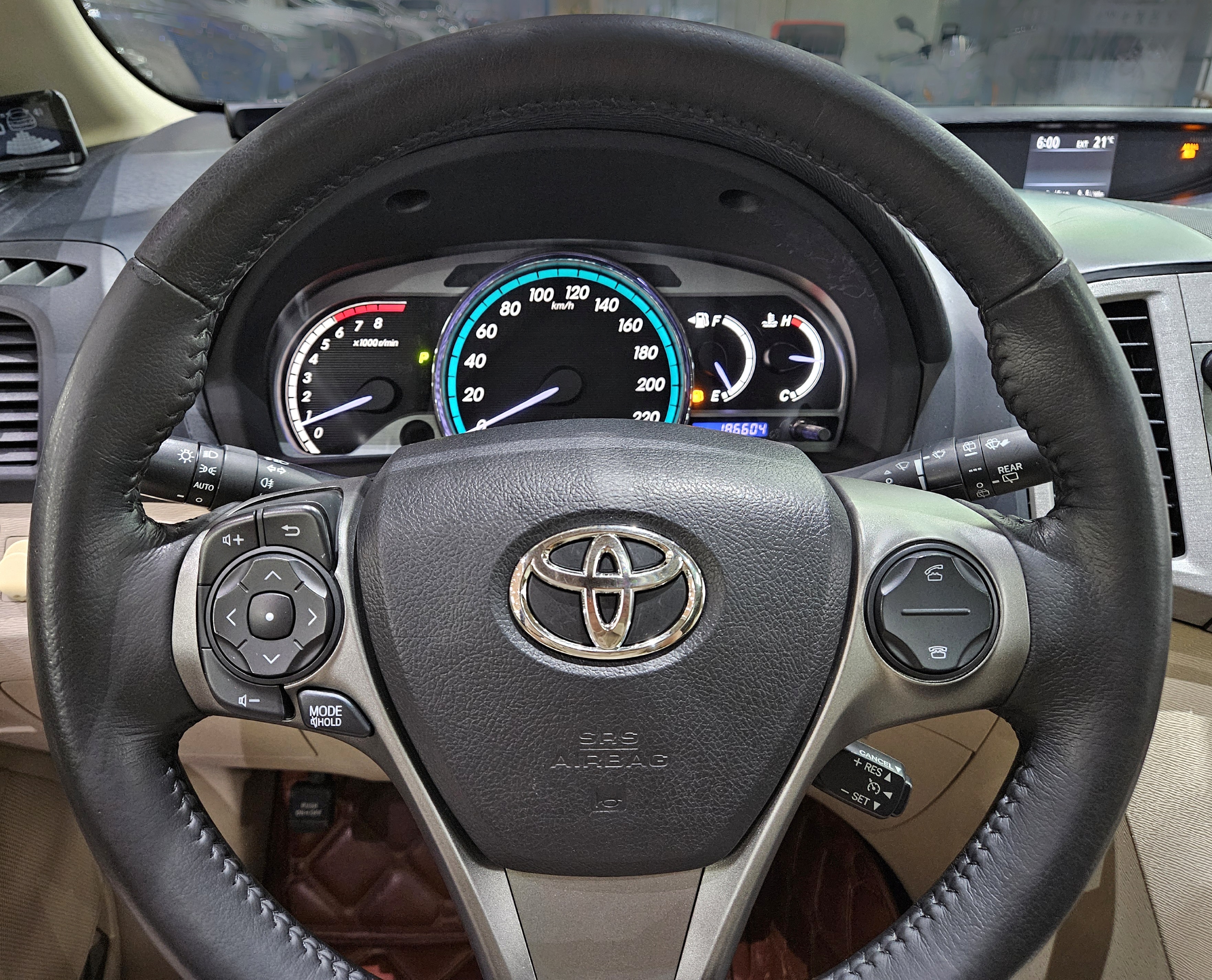 Toyota 2014 car image #10