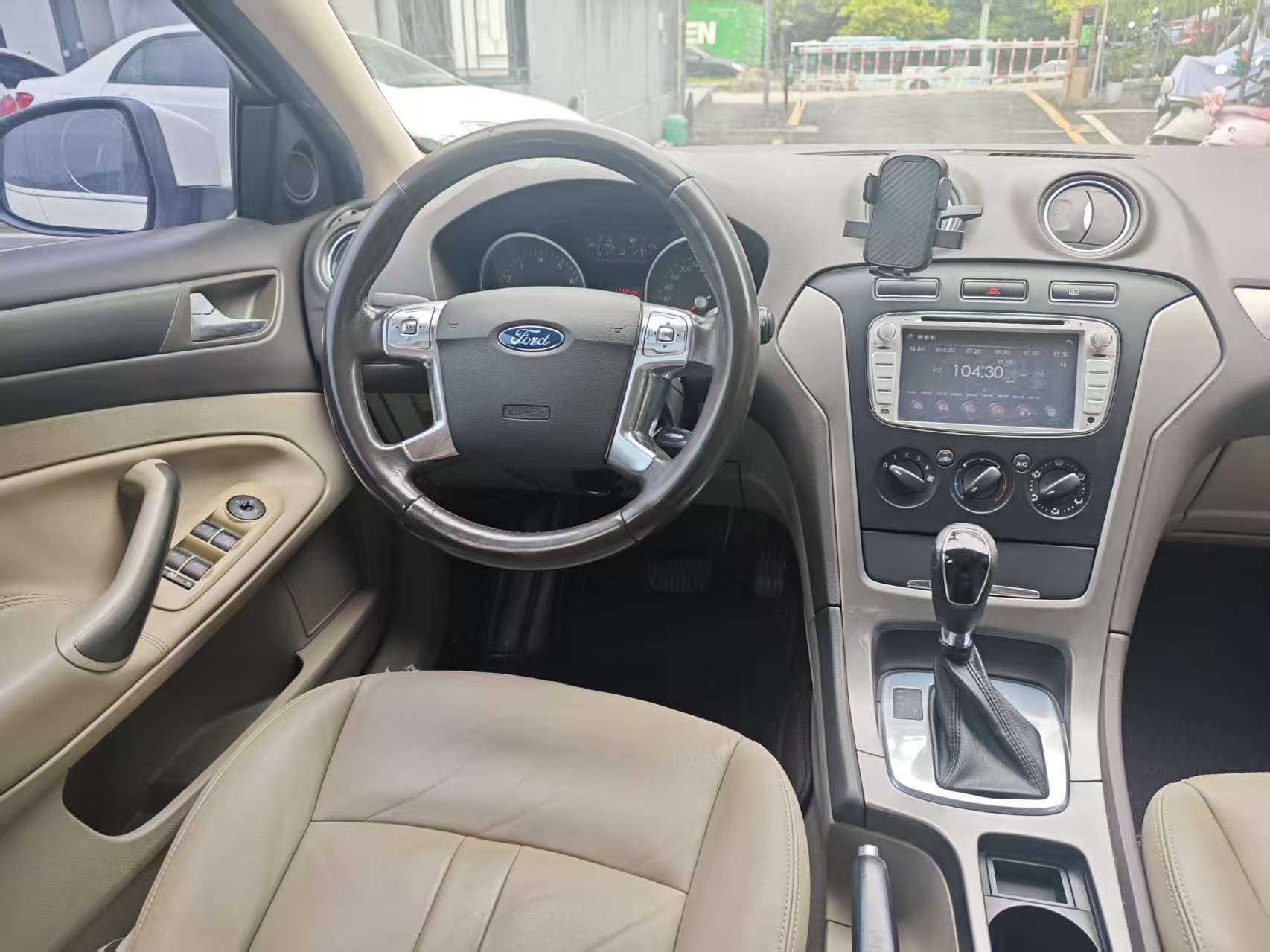 Ford Zhisheng 2014 #10 Ford Zhisheng 2014 car image #10