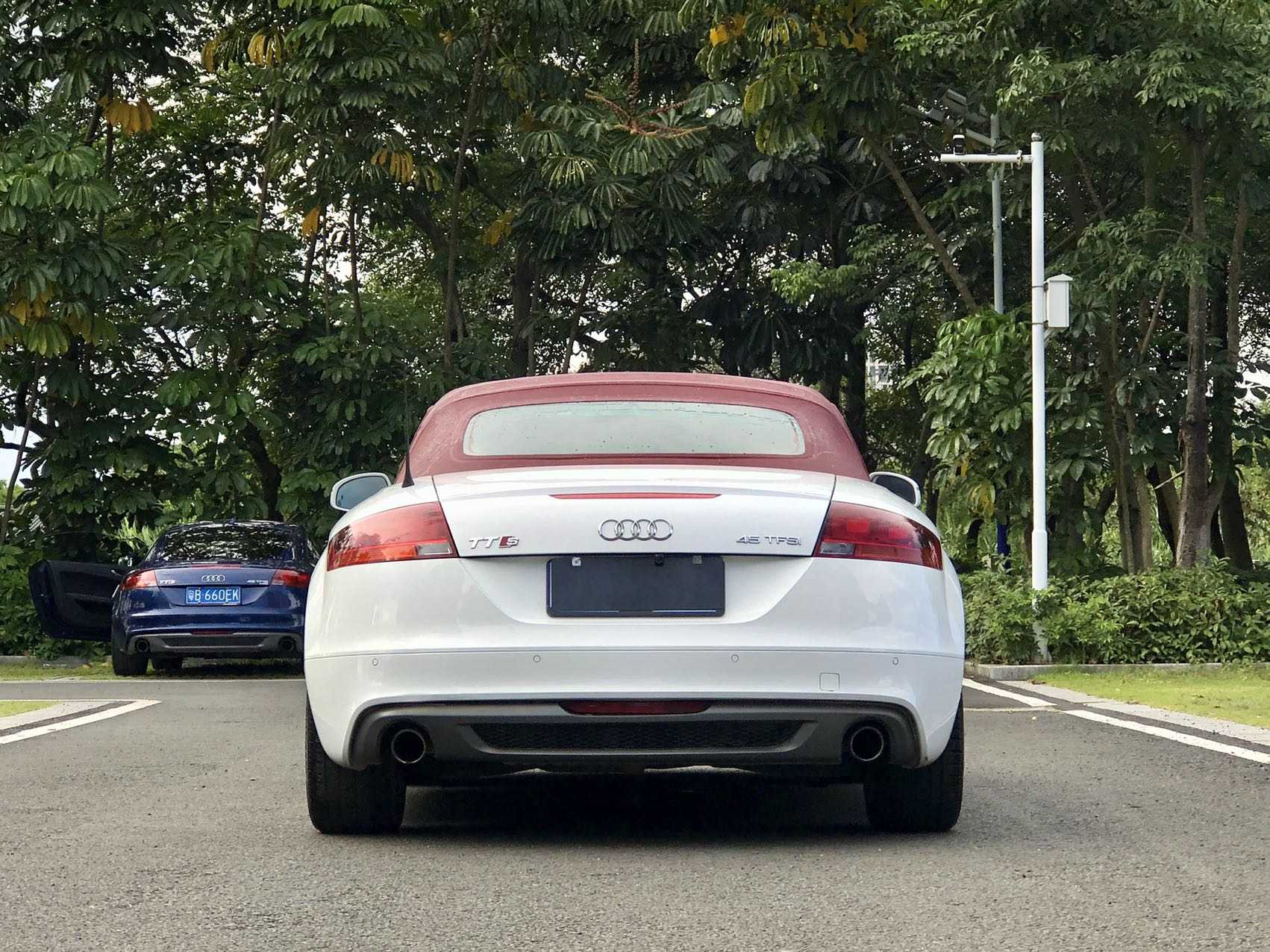 Audi TT 2014 car image #10