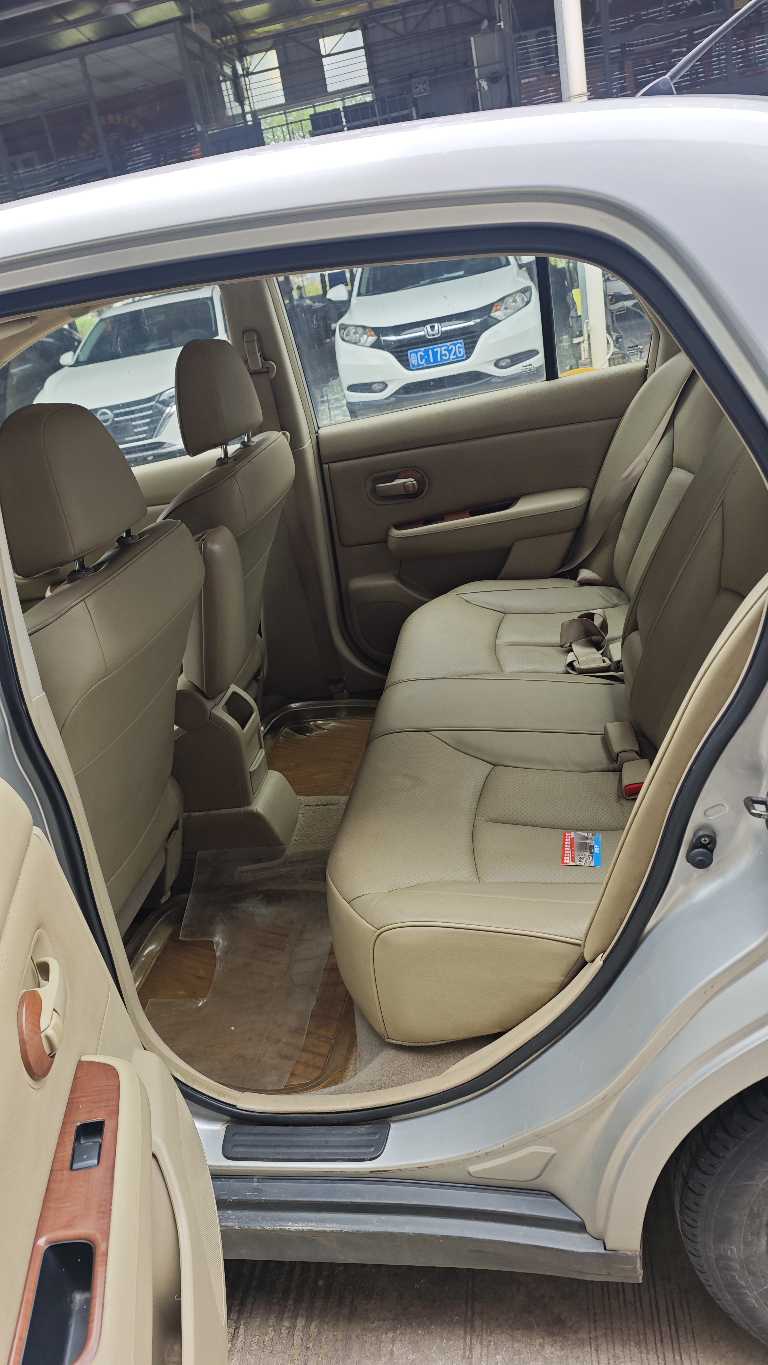 日产 颐达 2006 汽车图片 #10