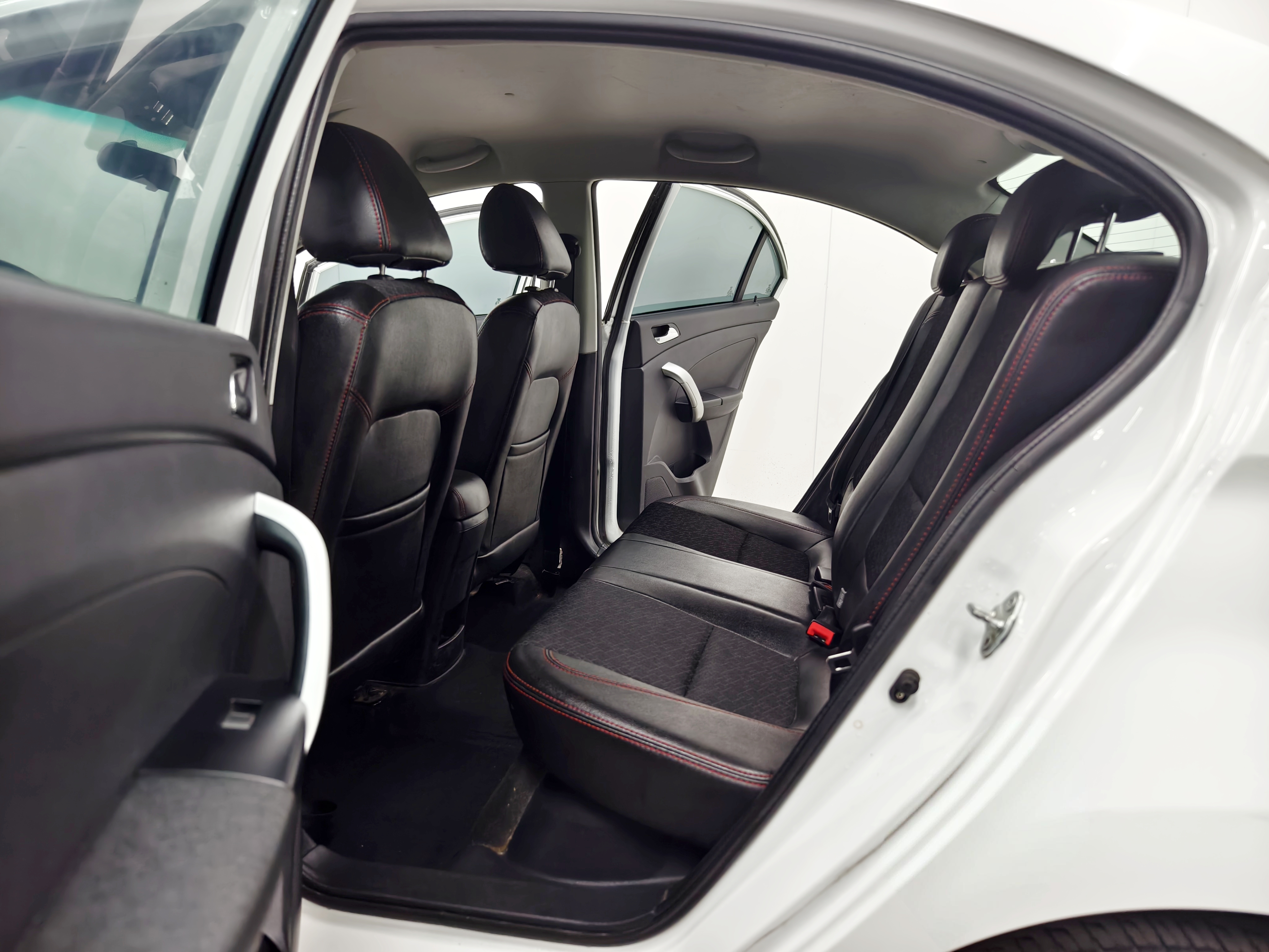 Kaiyi C3 2015 car image #10