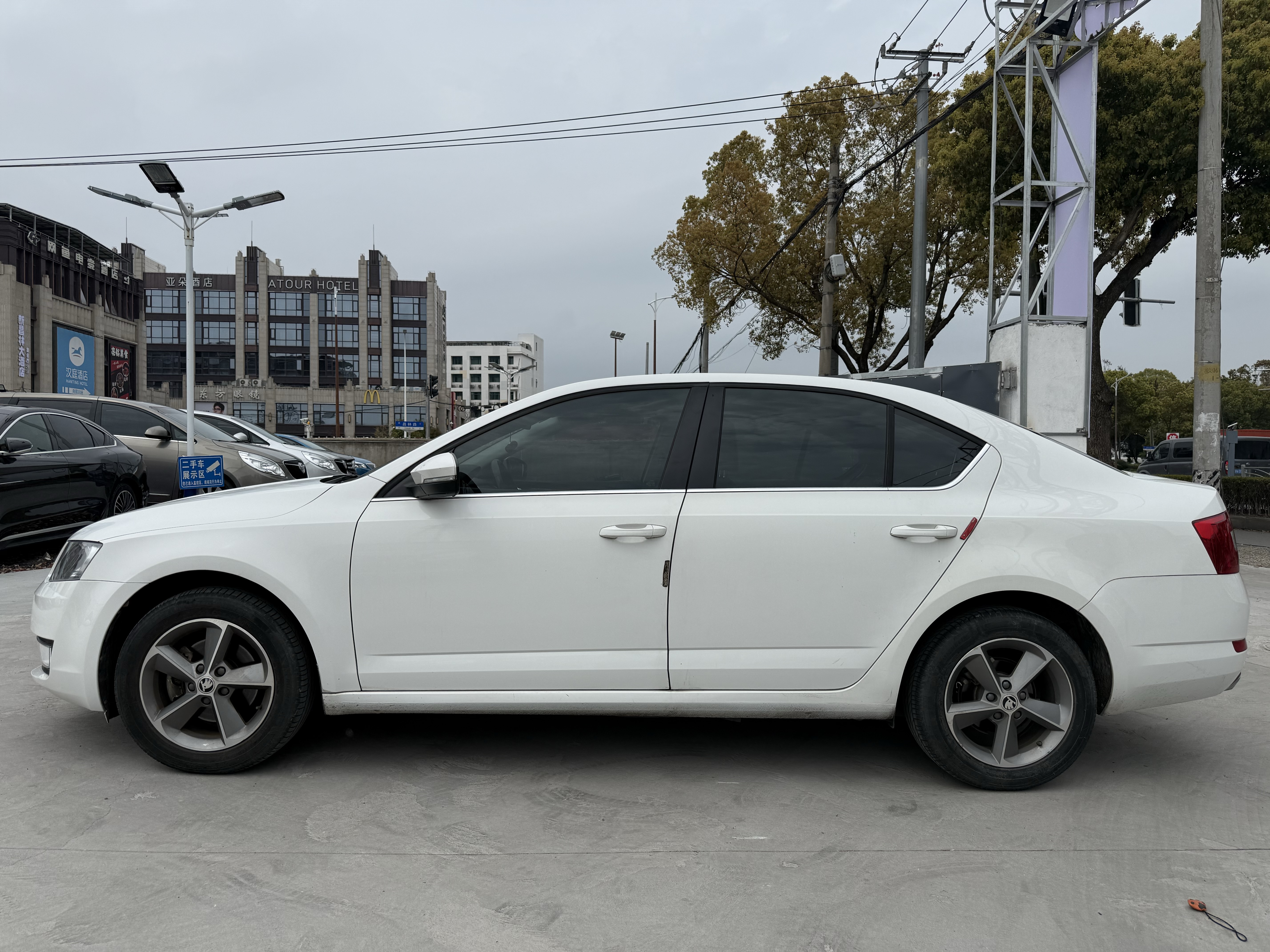 Skoda Octavia 2016 #10 Skoda Octavia 2016 car image #10