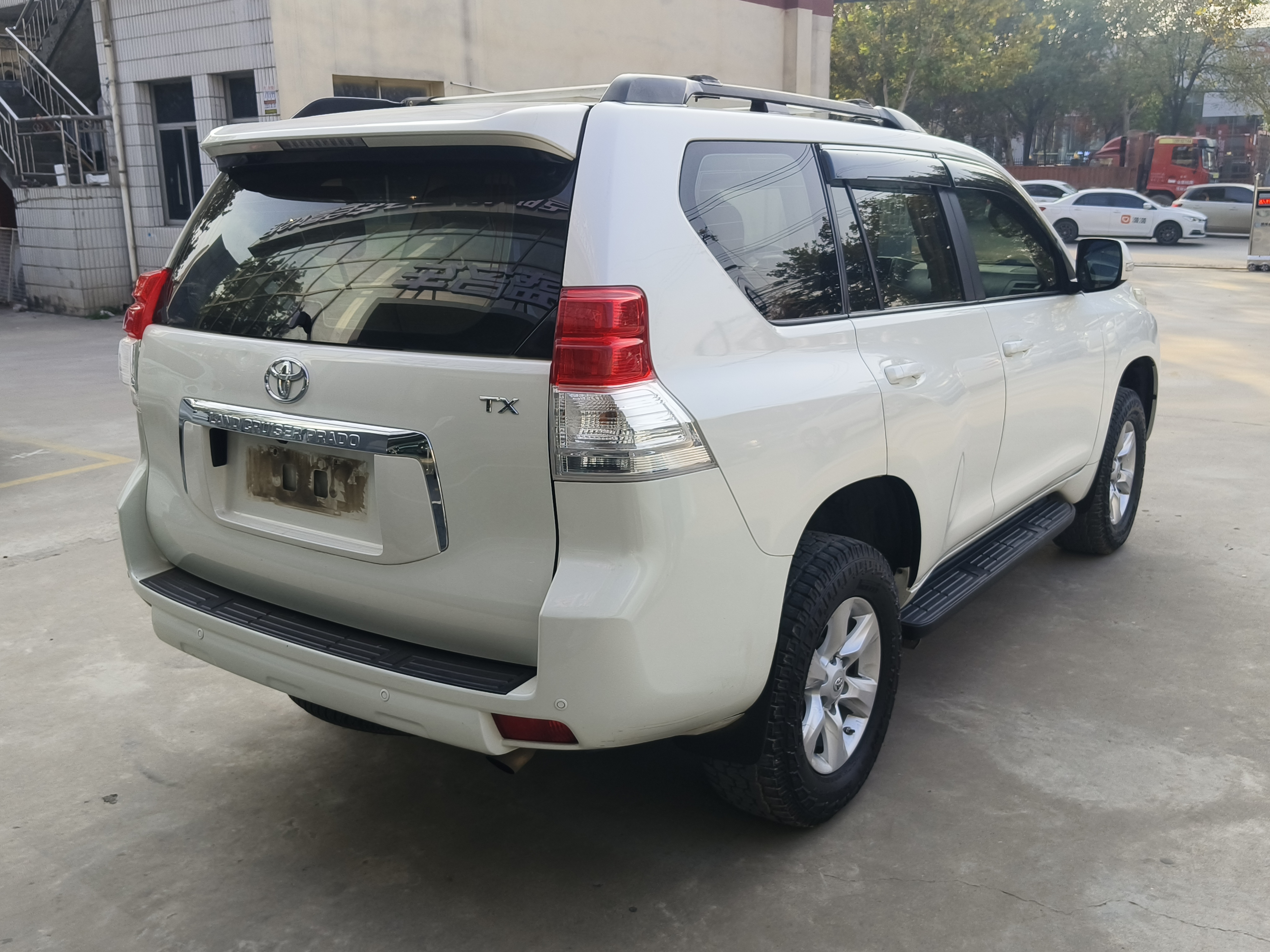 Toyota Prado (Imported) 2010 car image #10