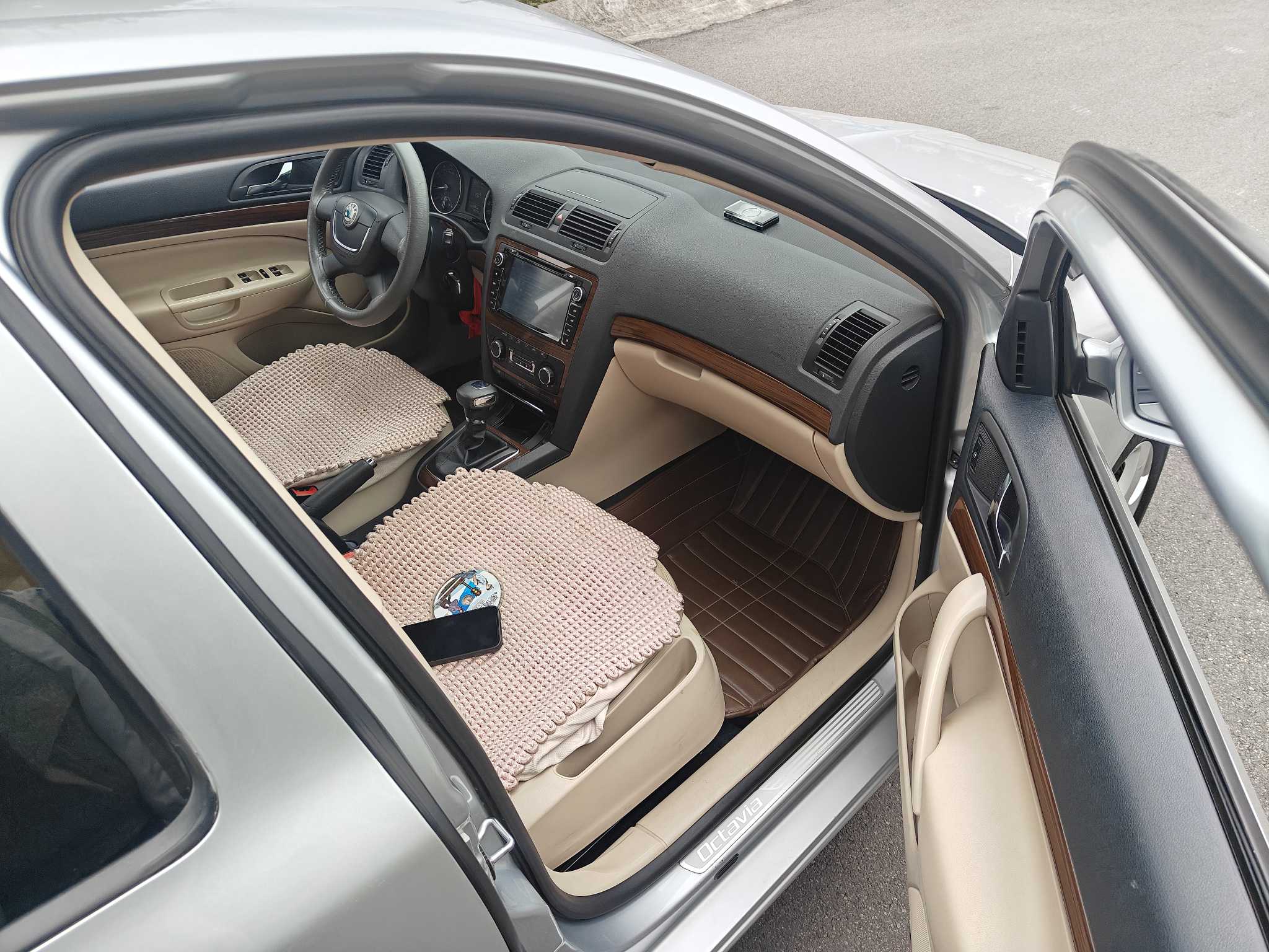 Skoda Octavia 2013 immagine di auto #10