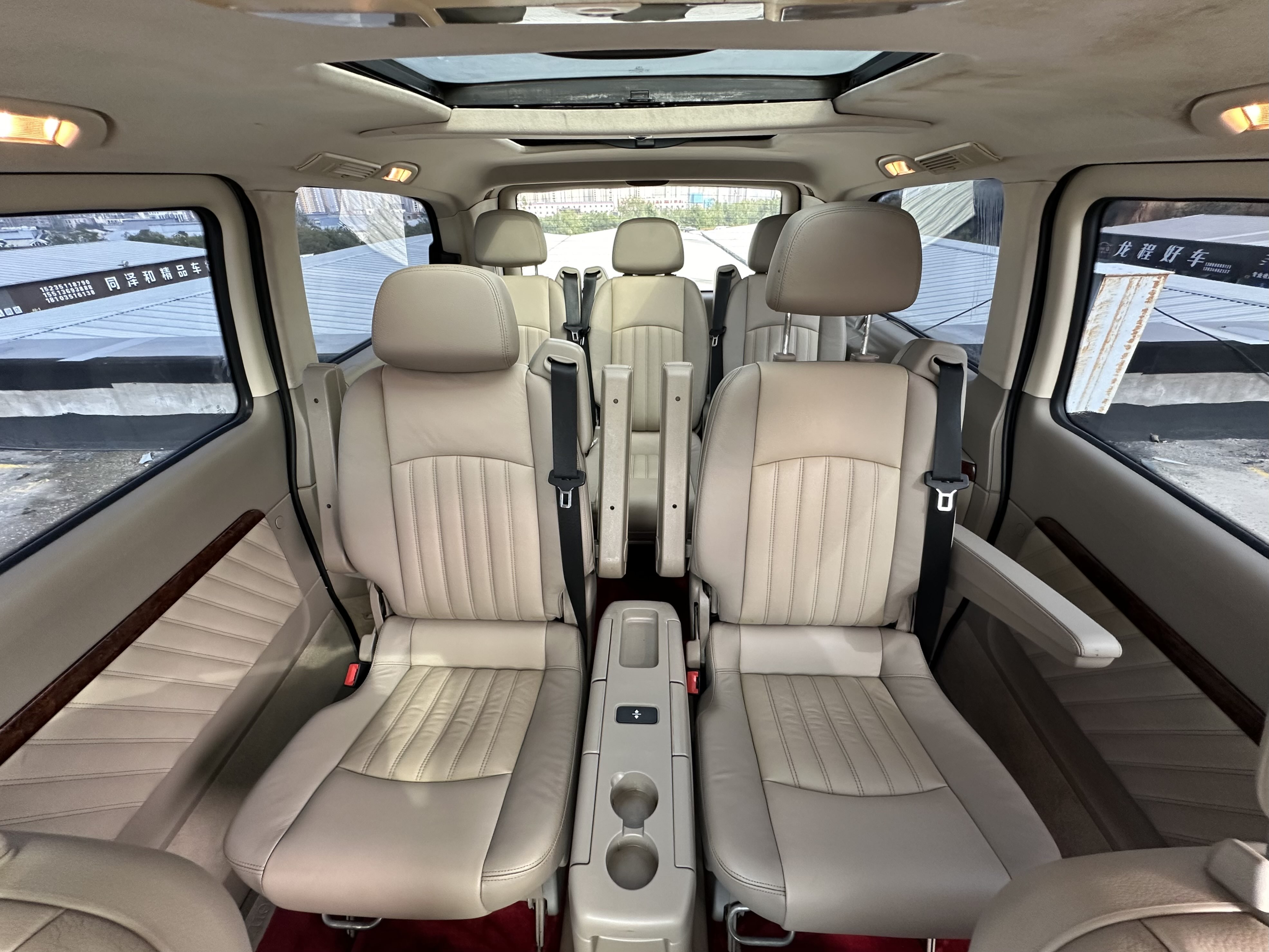 奔驰 唯雅诺 2011 汽车图片 #10