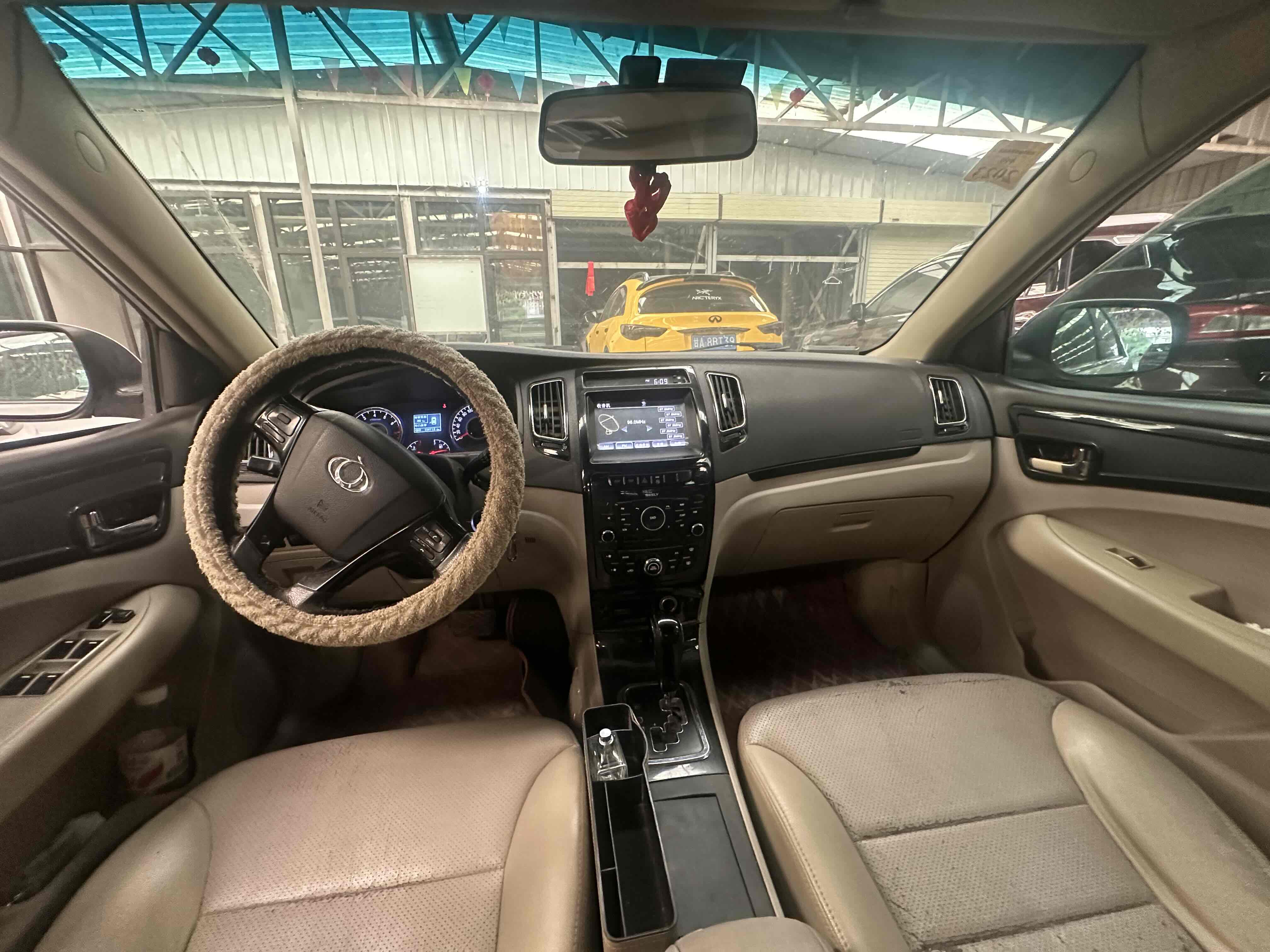 GEELY GC7 2013 car image #10