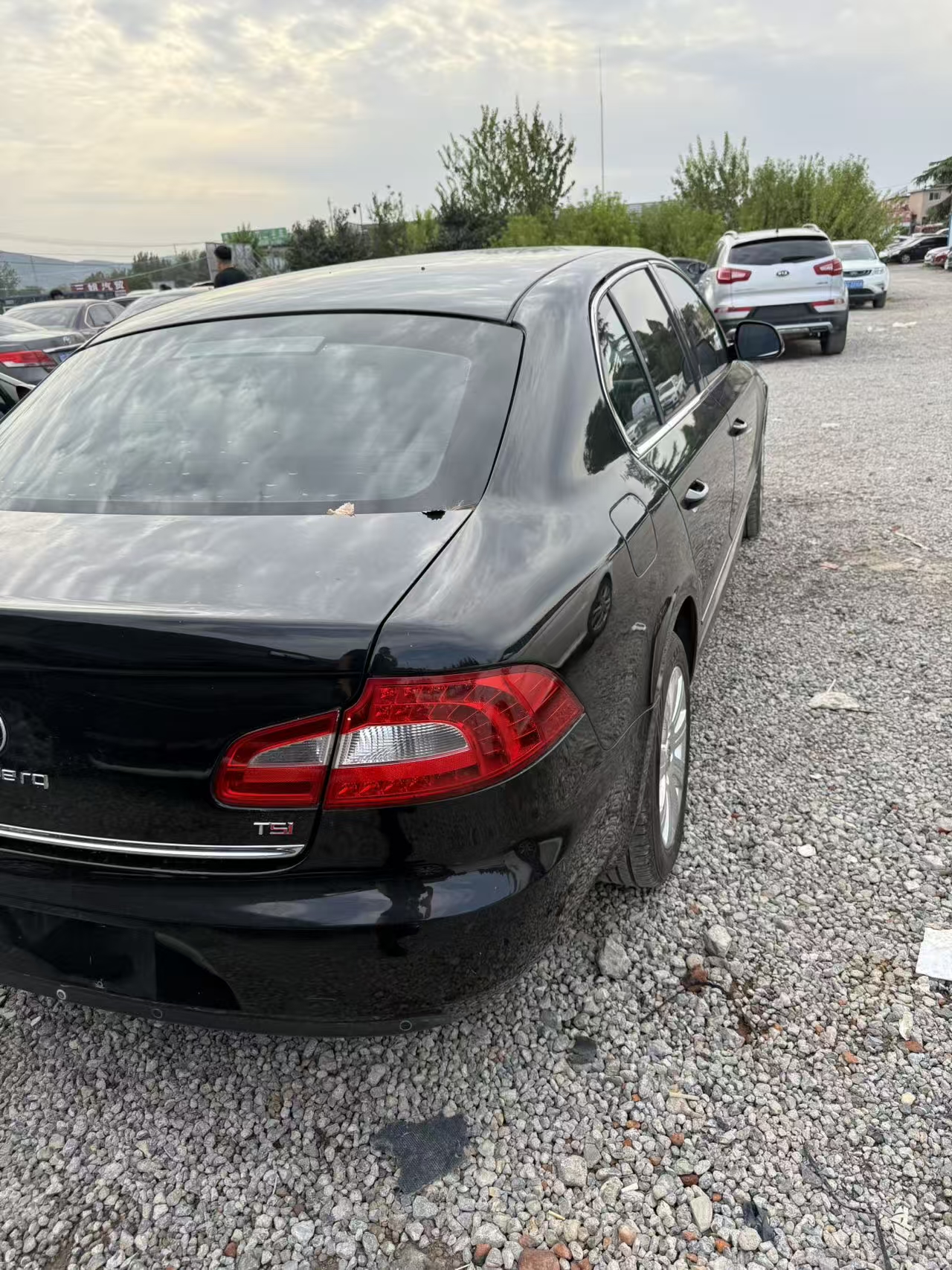 Skoda Superb 2011 imagem de carro #10