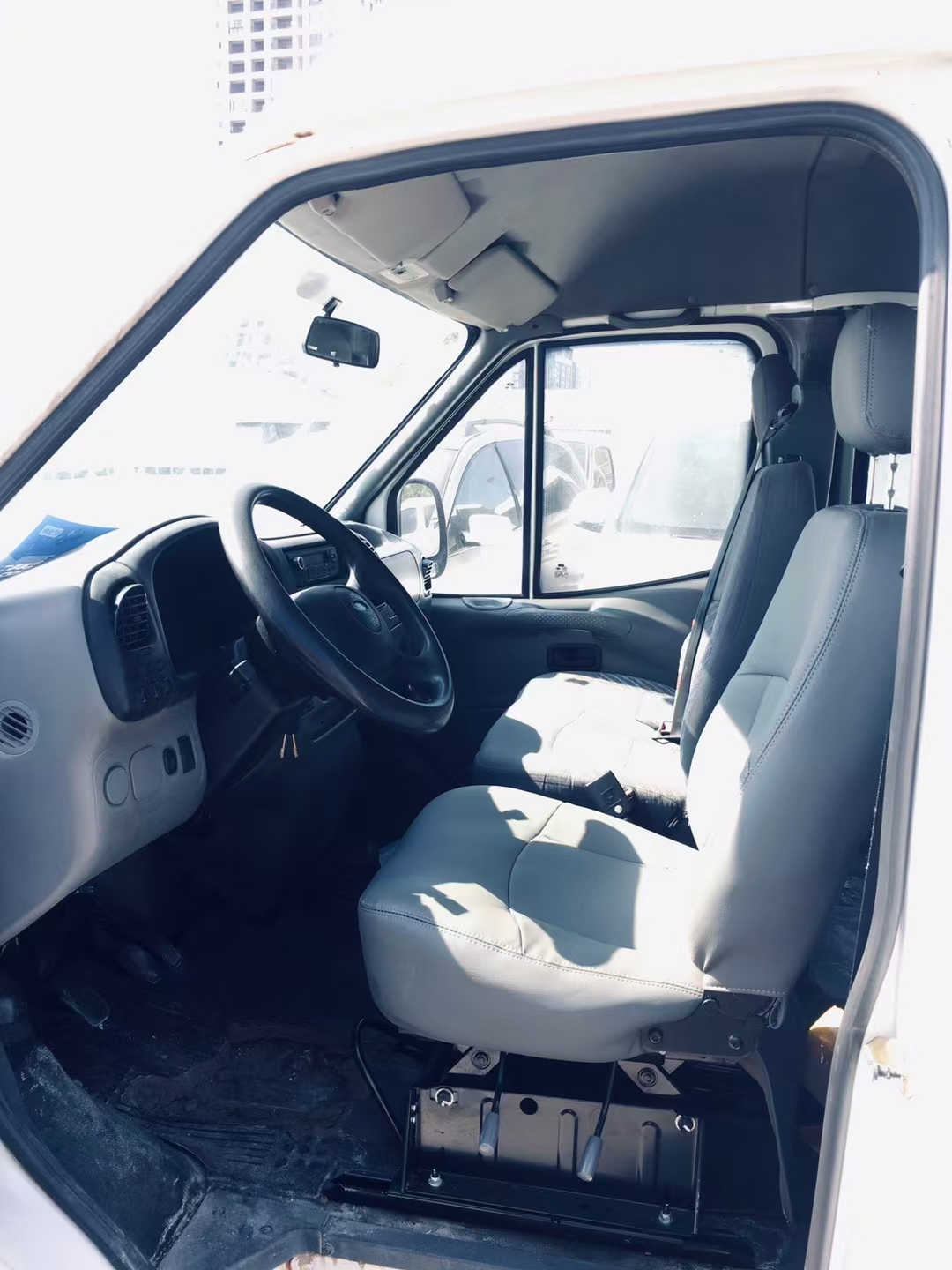 Ford Transit 2014 car image #10