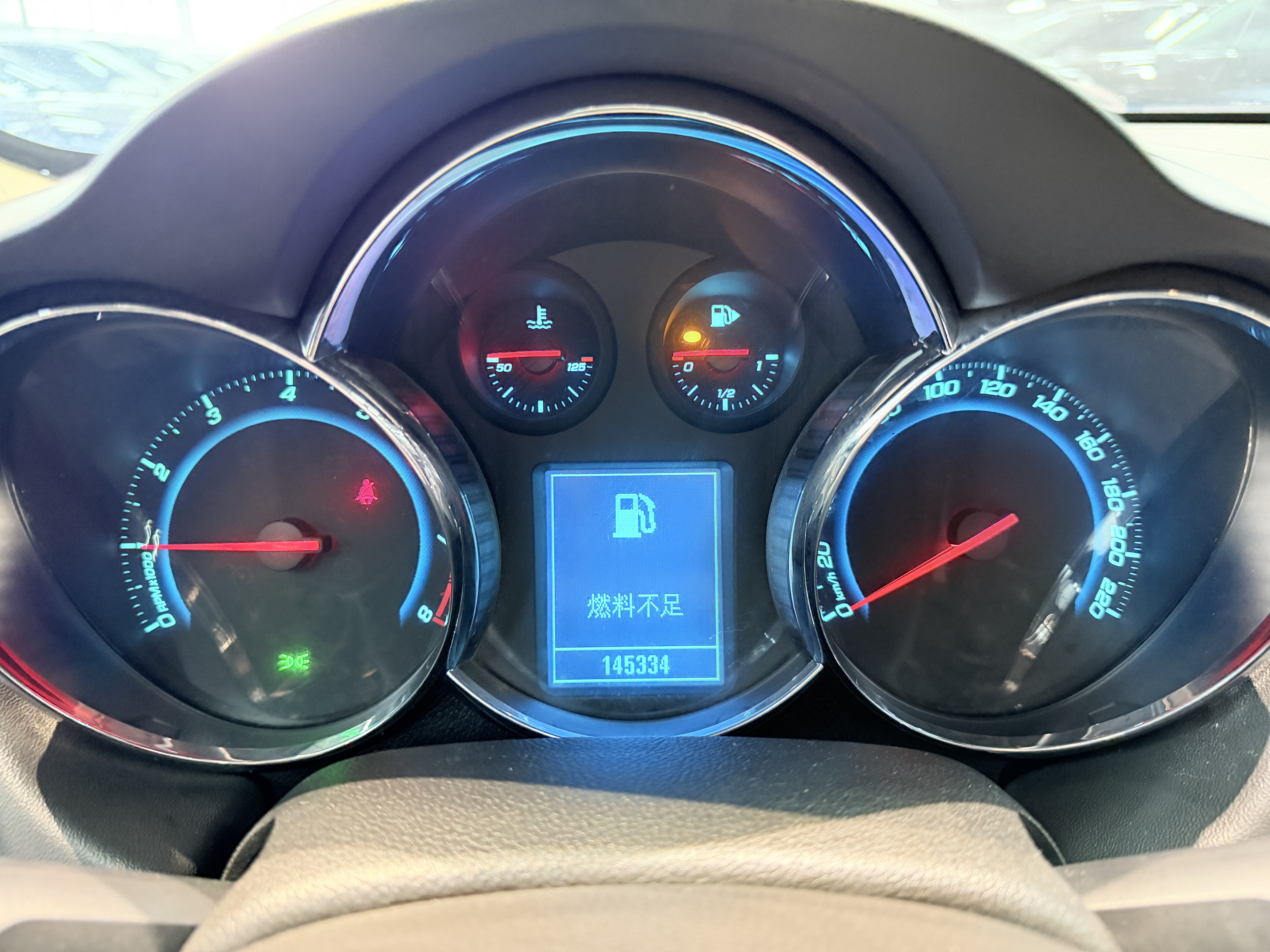 Chevrolet Cruze 2012 immagine di auto #10