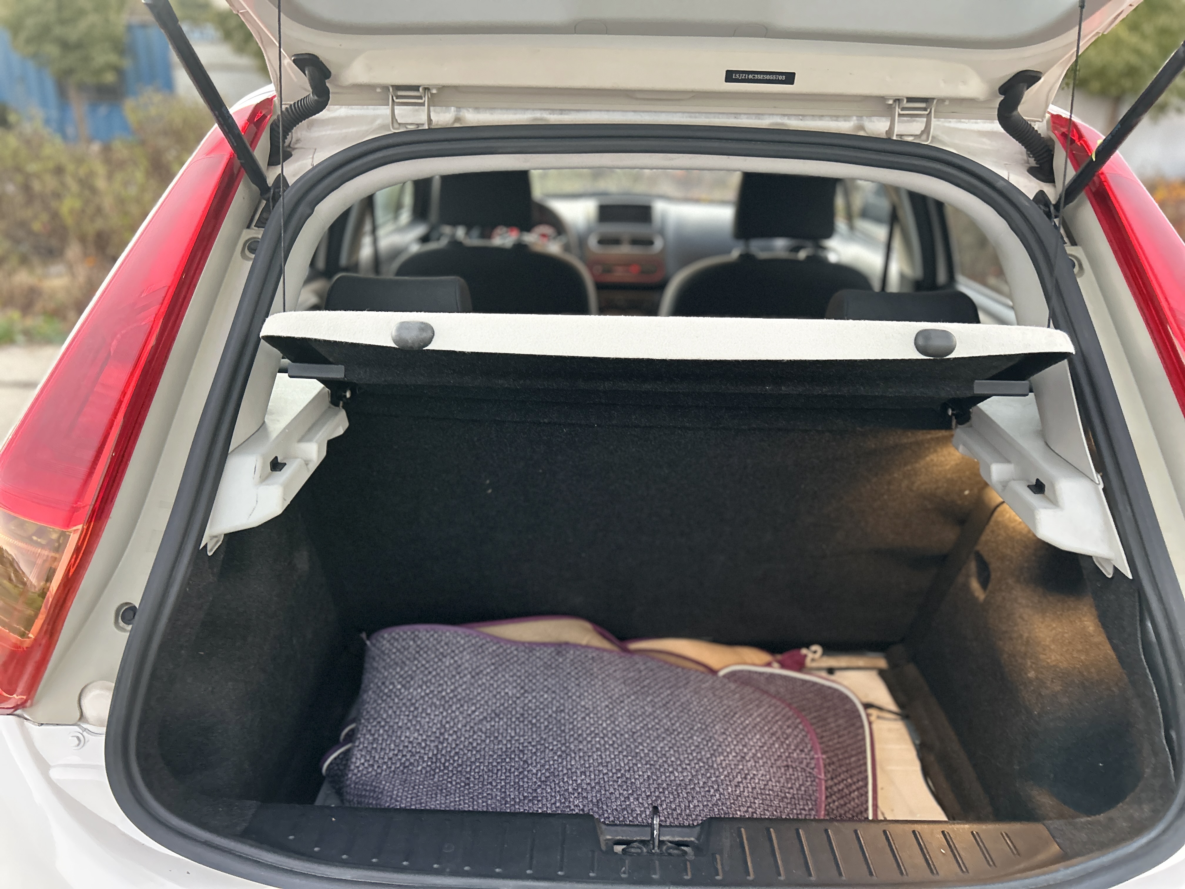 MG 3 2015 car image #10