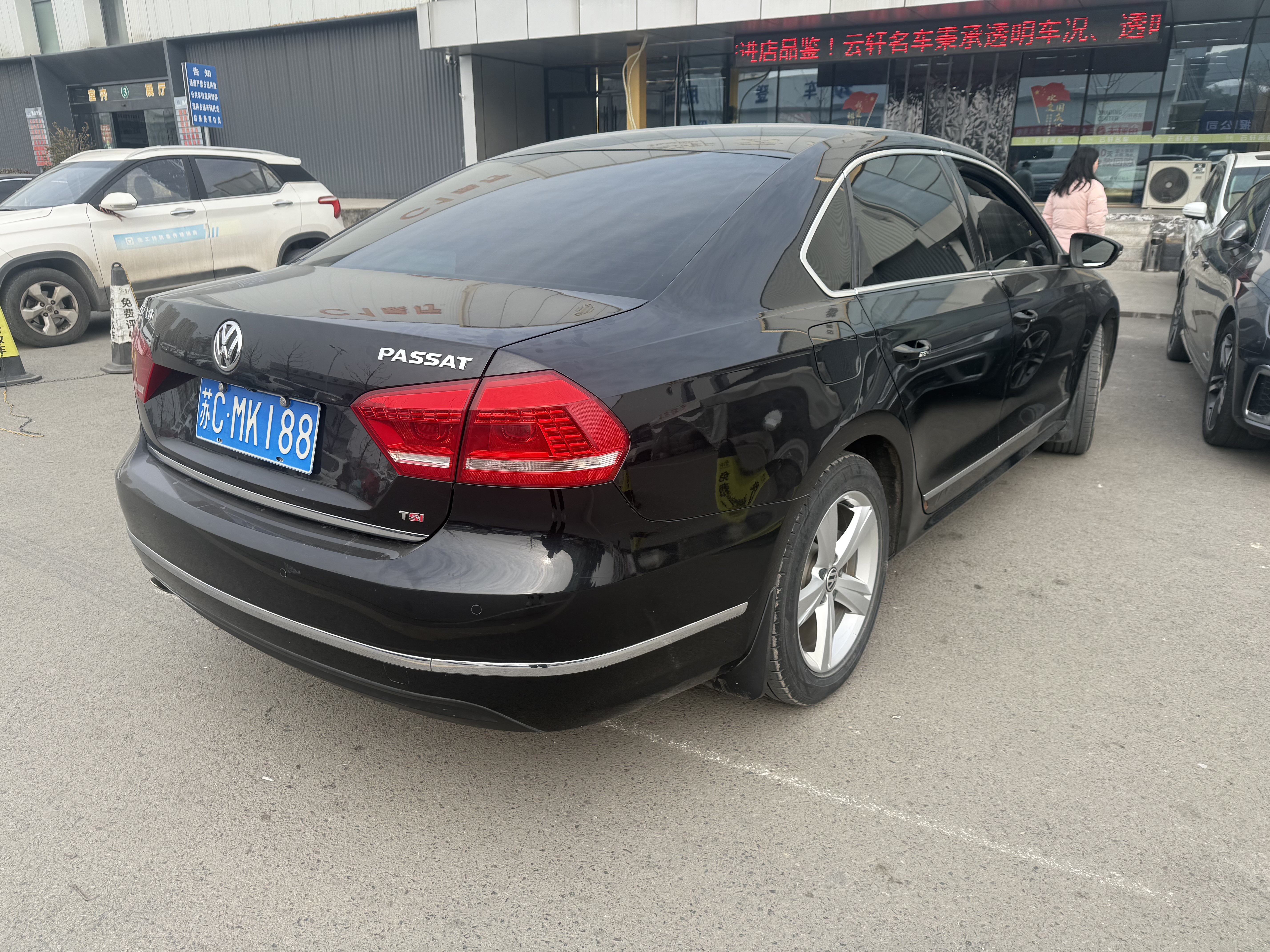 Volkswagen Passat 2015 car image #10