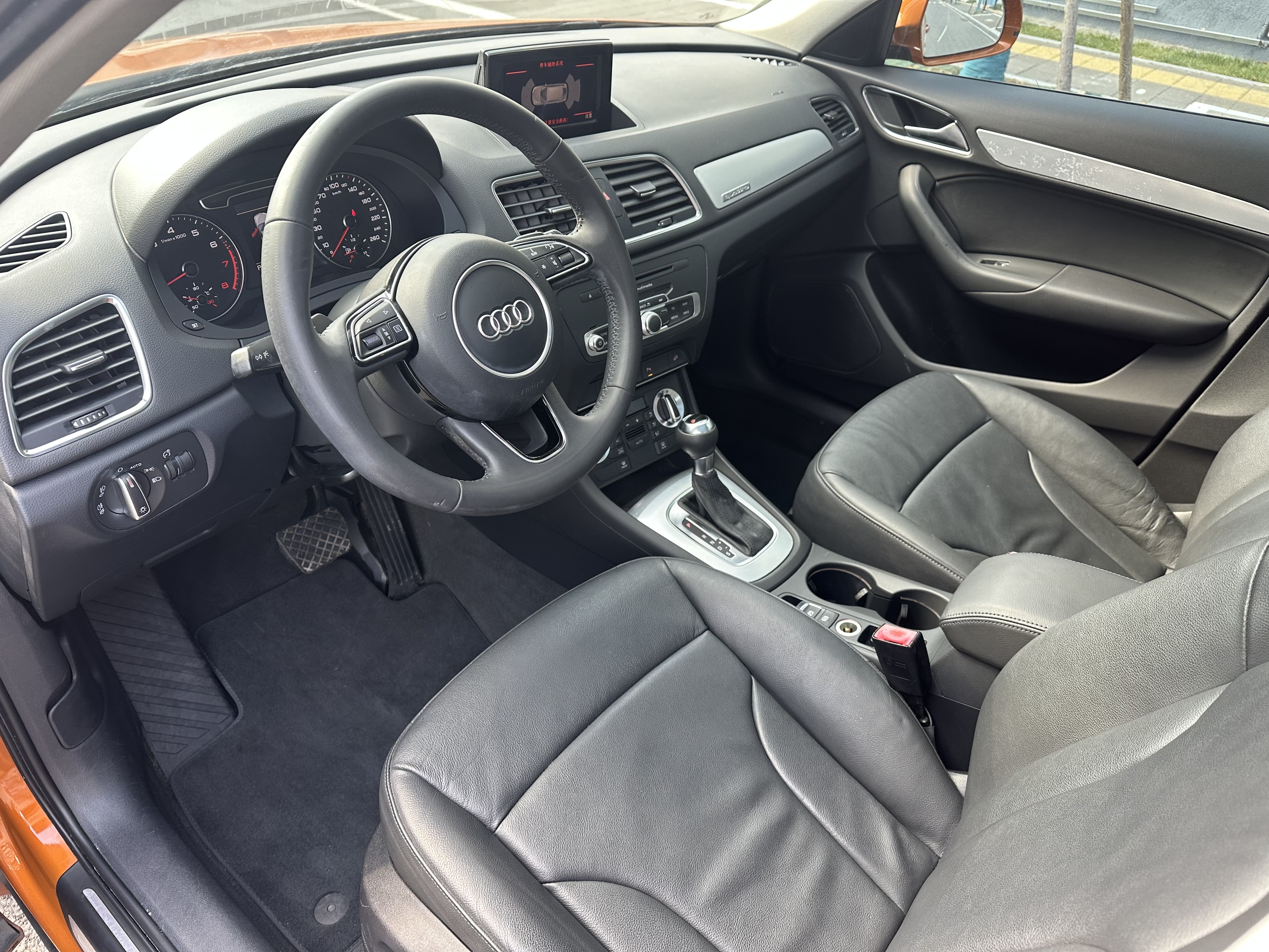 Audi Q3 (Imported) 2013 #10 Audi Q3 (Imported) 2013 صورة سيارة #10