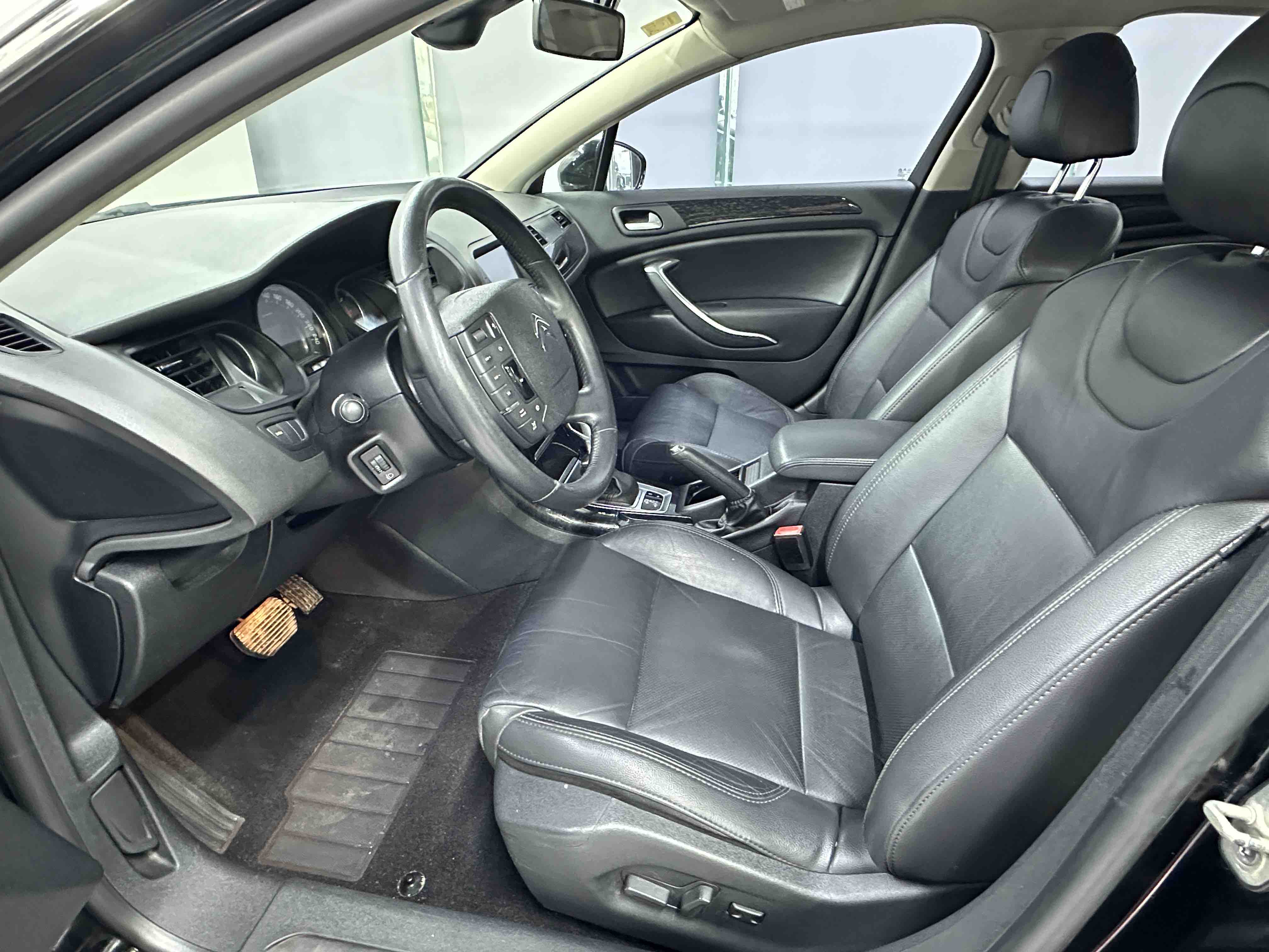 Citroen C5 2015 car image #10