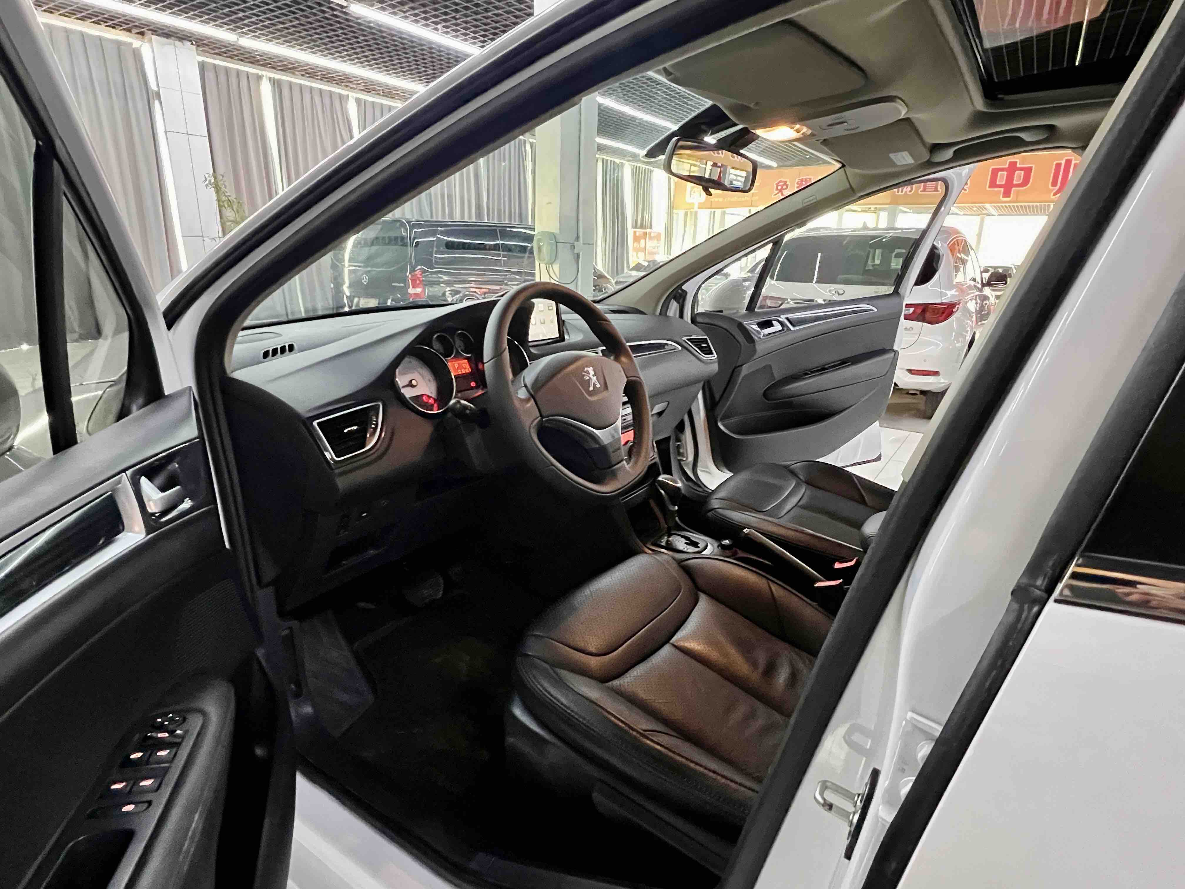 标致 标致308 2013 汽车图片 #10