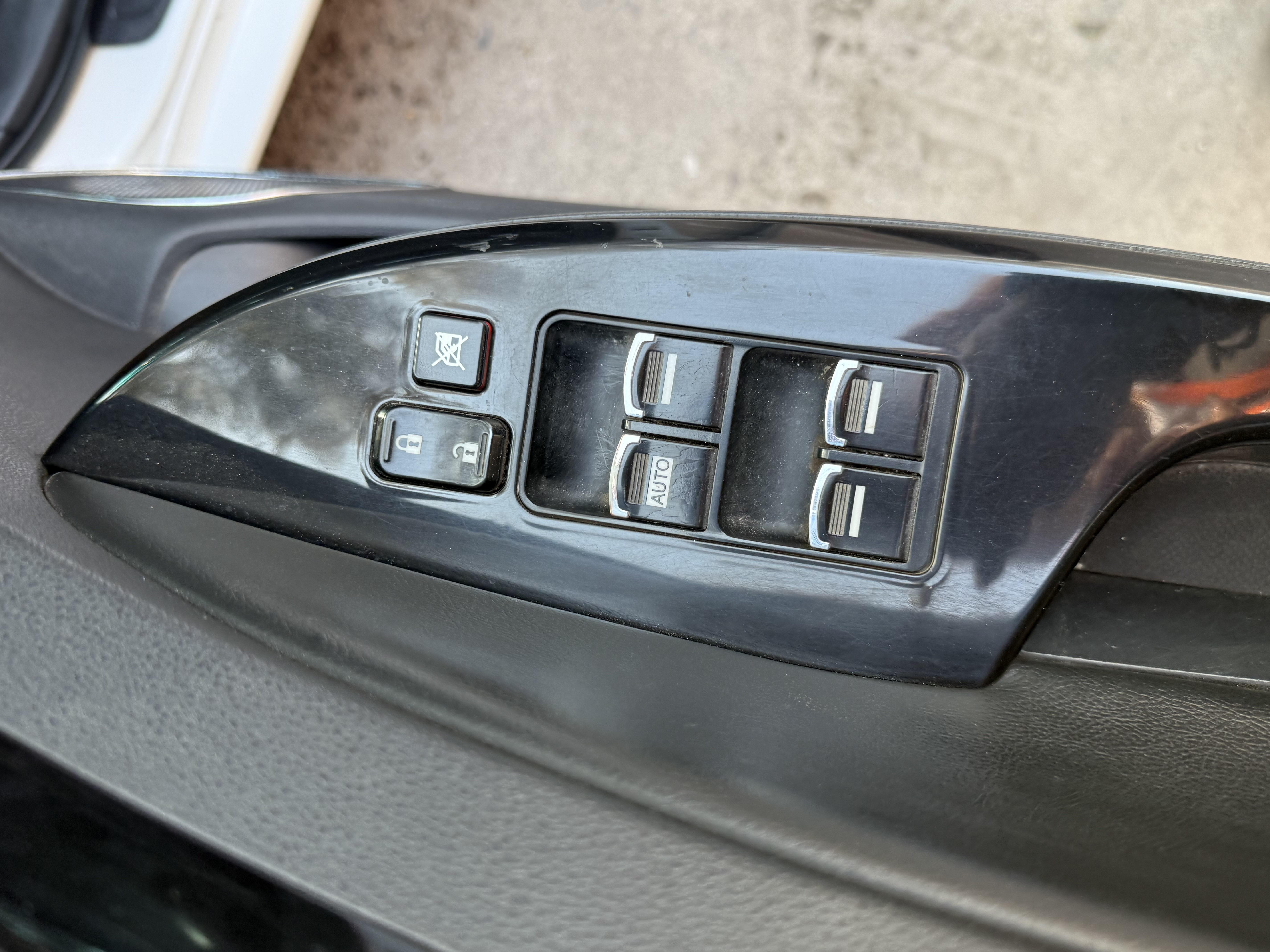 BYD SuRui 2014 car image #10