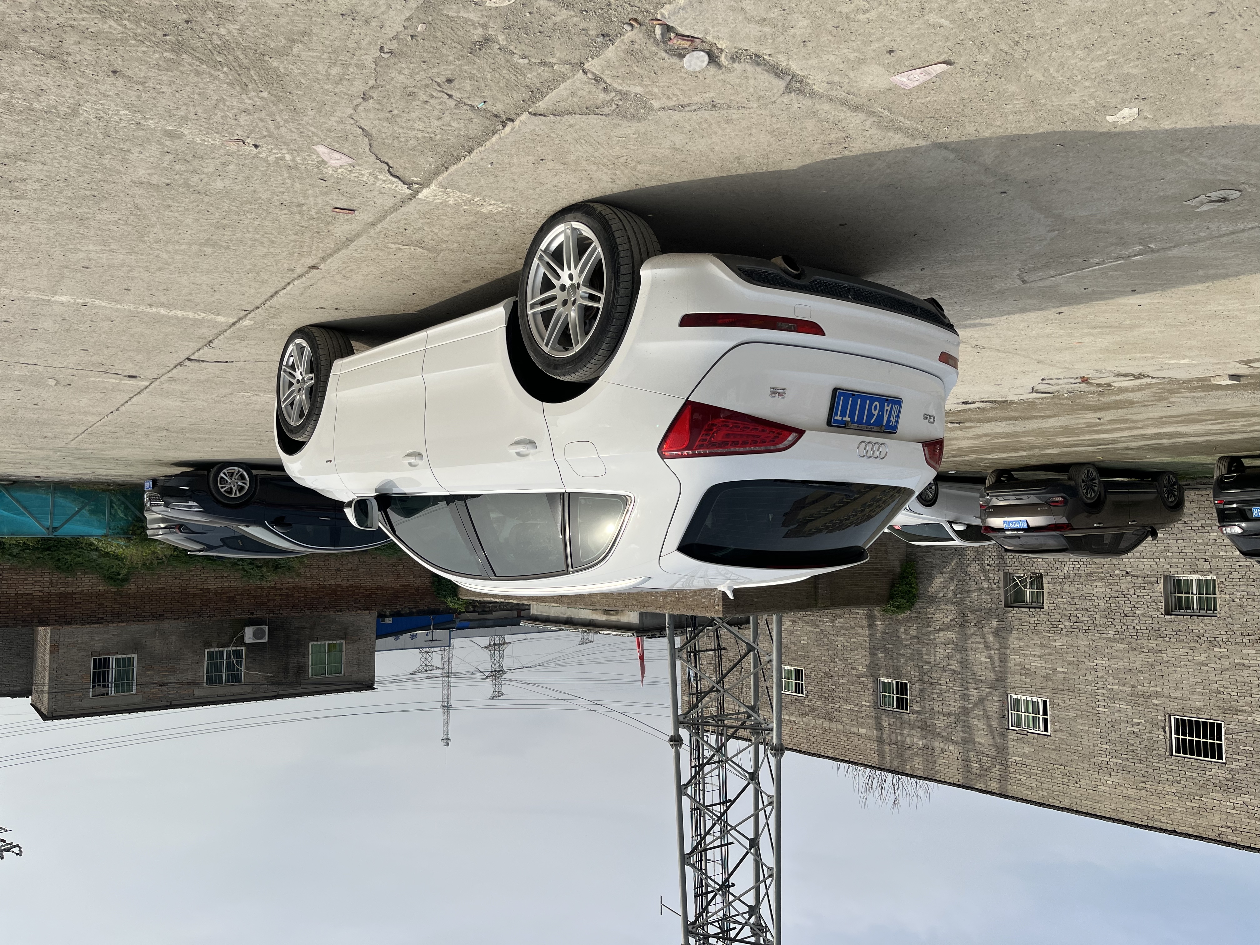 Audi Q5 (Imported) 2012 car image #10