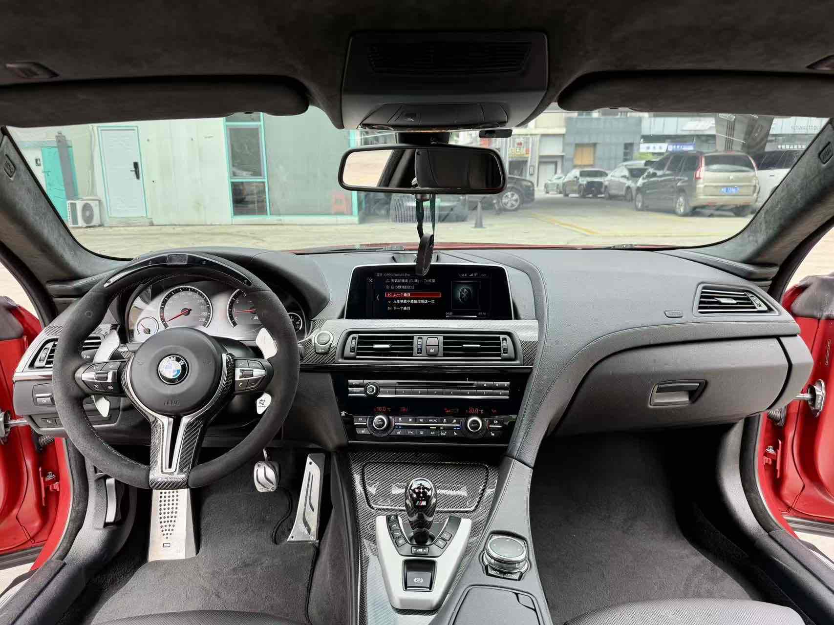 BMW M6 2017 car image #10