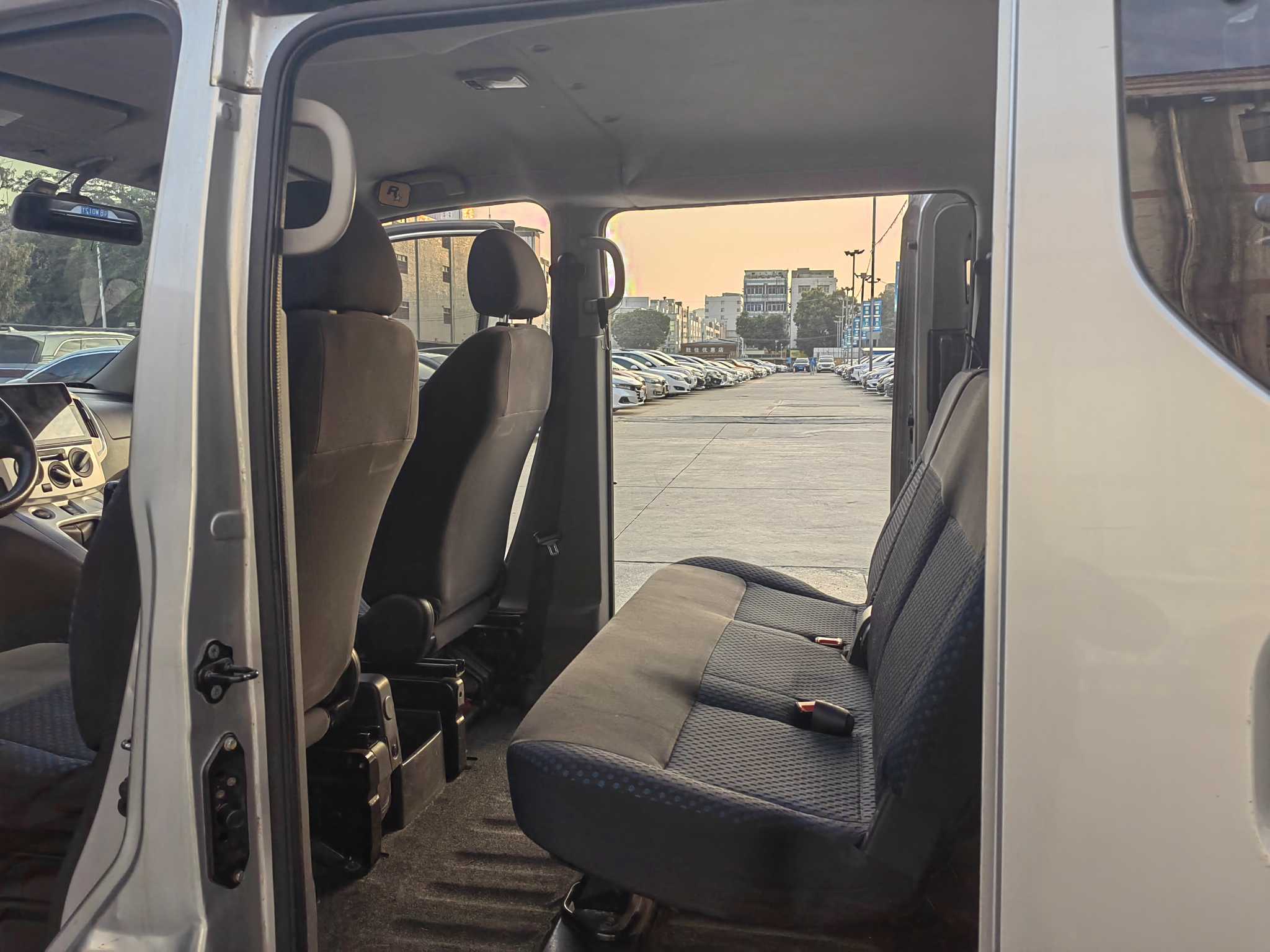 日产 日产NV200 2012 汽车图片 #10