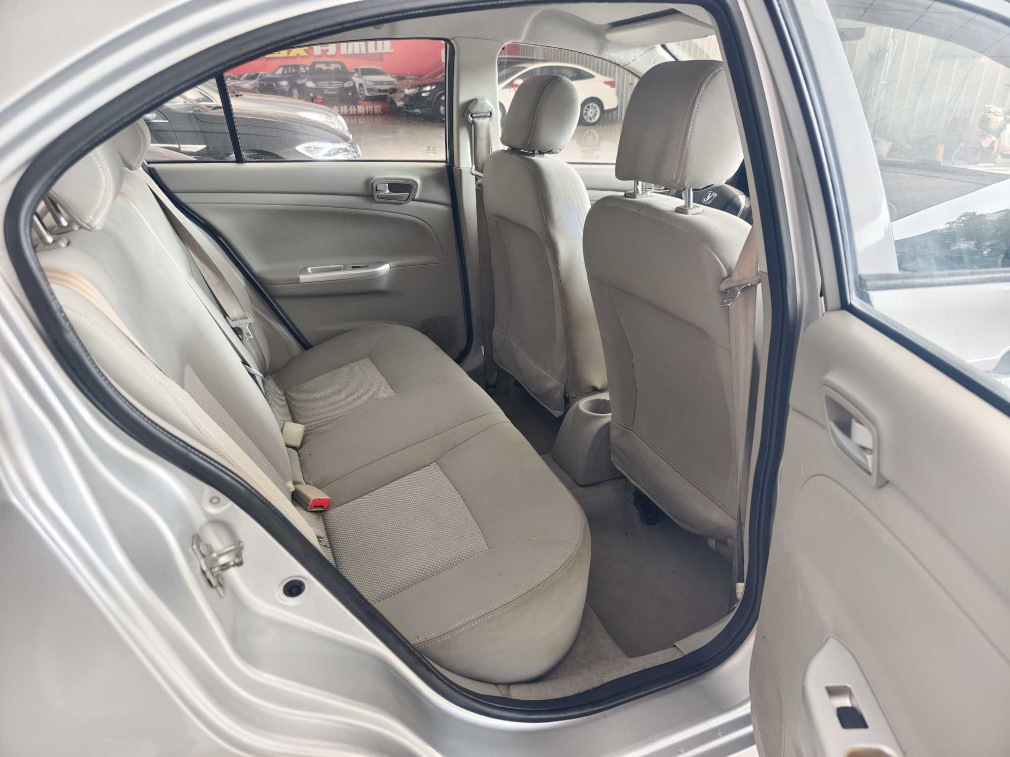 Changan Alsvin V3 2015 immagine di auto #10