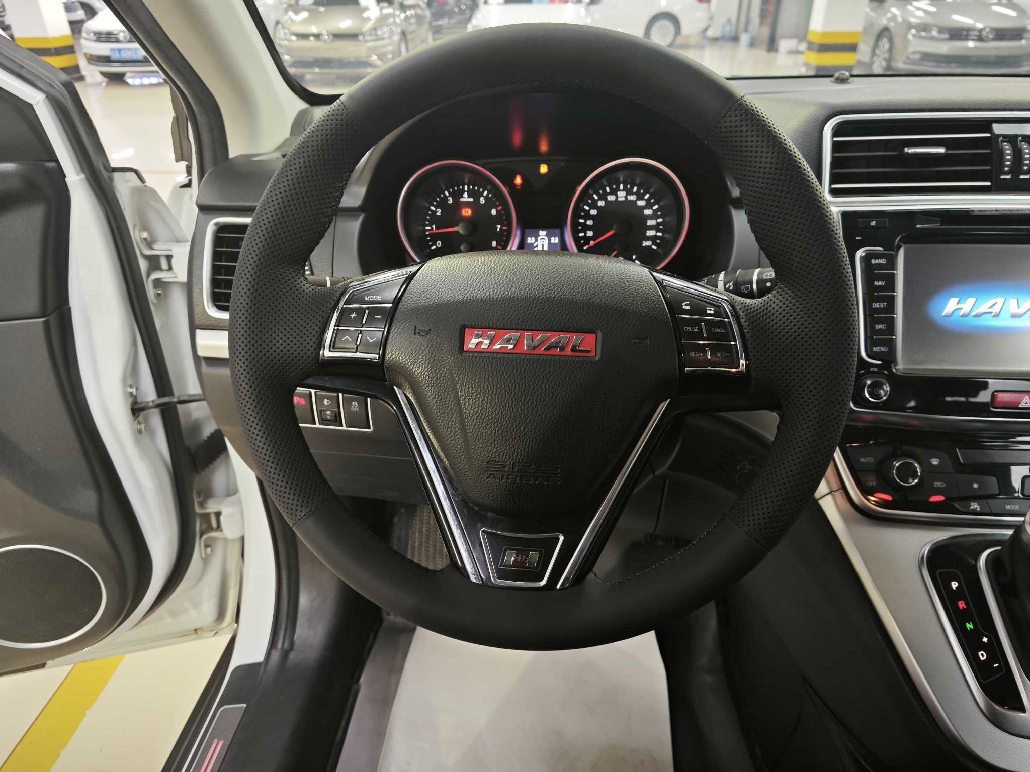 Haval H6 2015 image de voiture #10