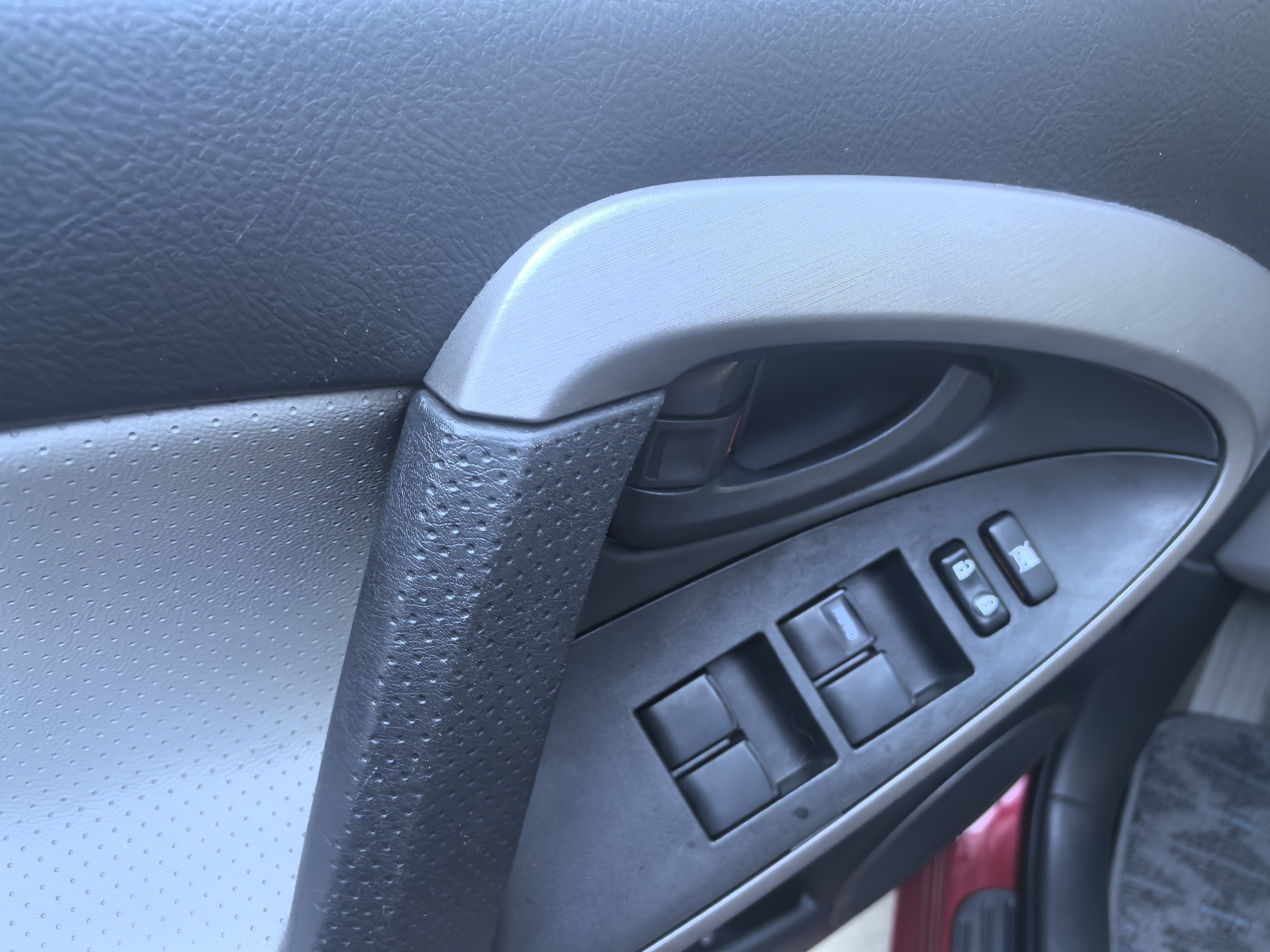 Toyota RAV4 (Imported) 2008 image de voiture #10