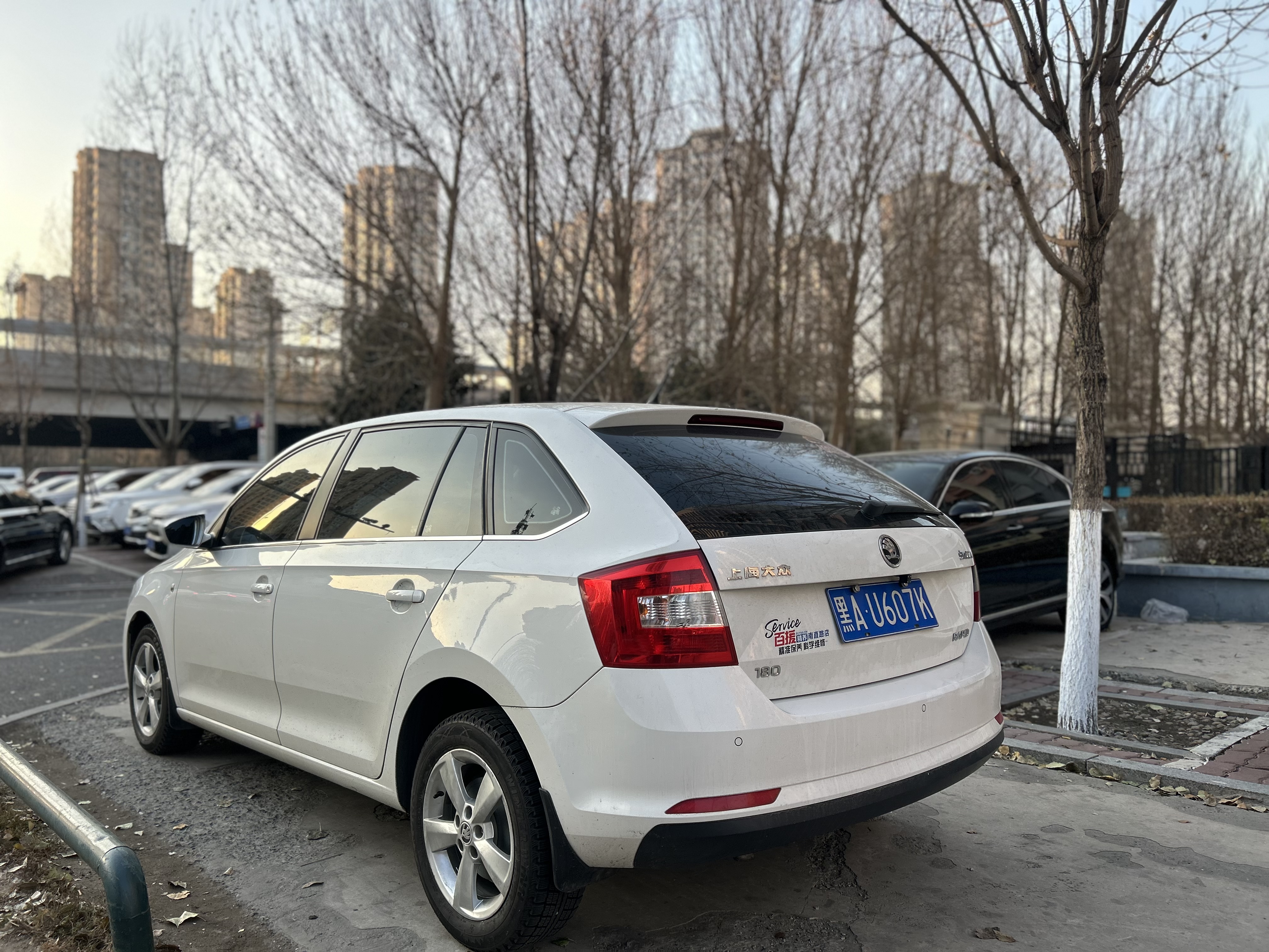 Skoda Rapid Spaceback 2016 immagine di auto #10