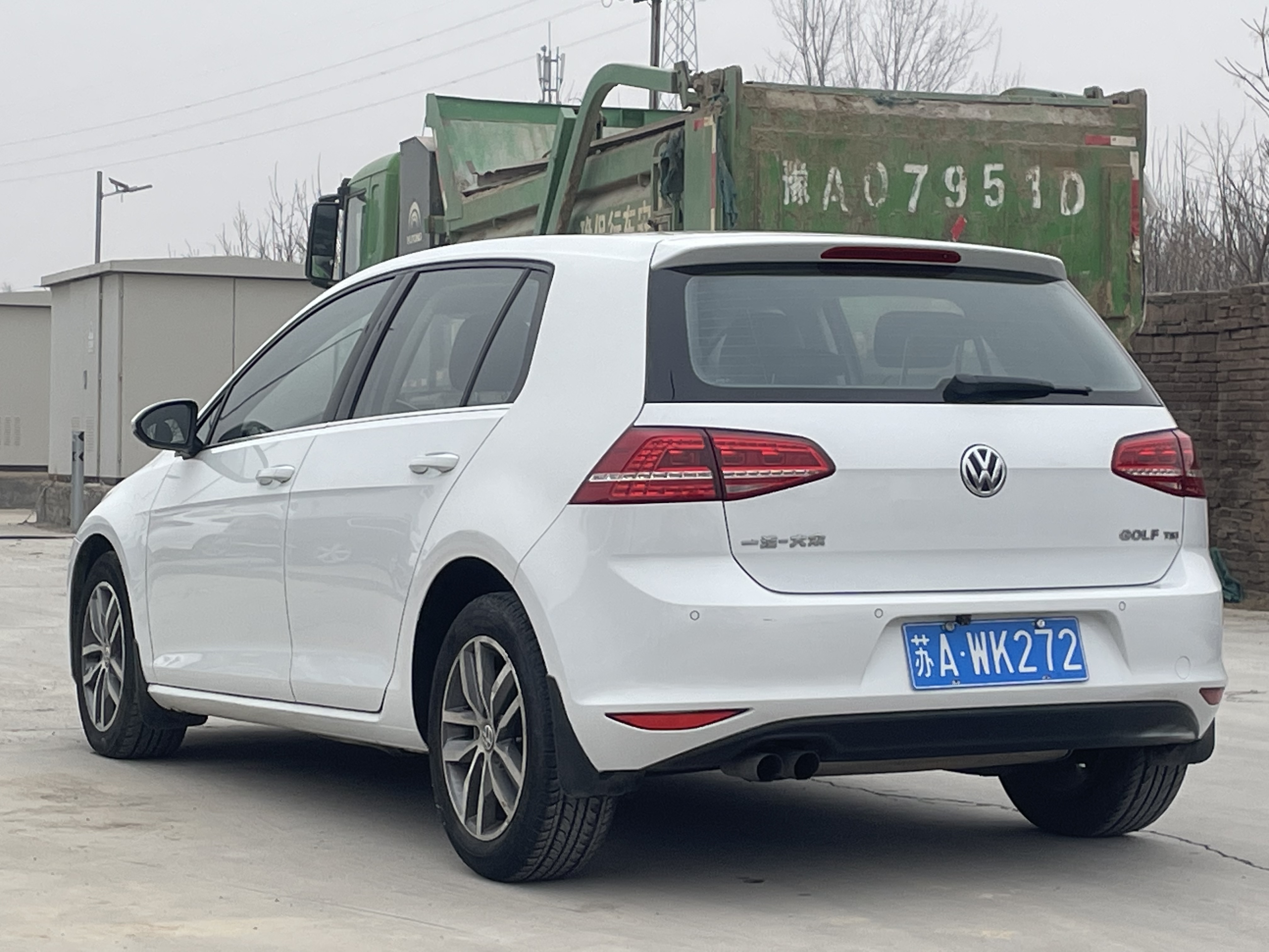 Volkswagen Golf 2016 car image #10