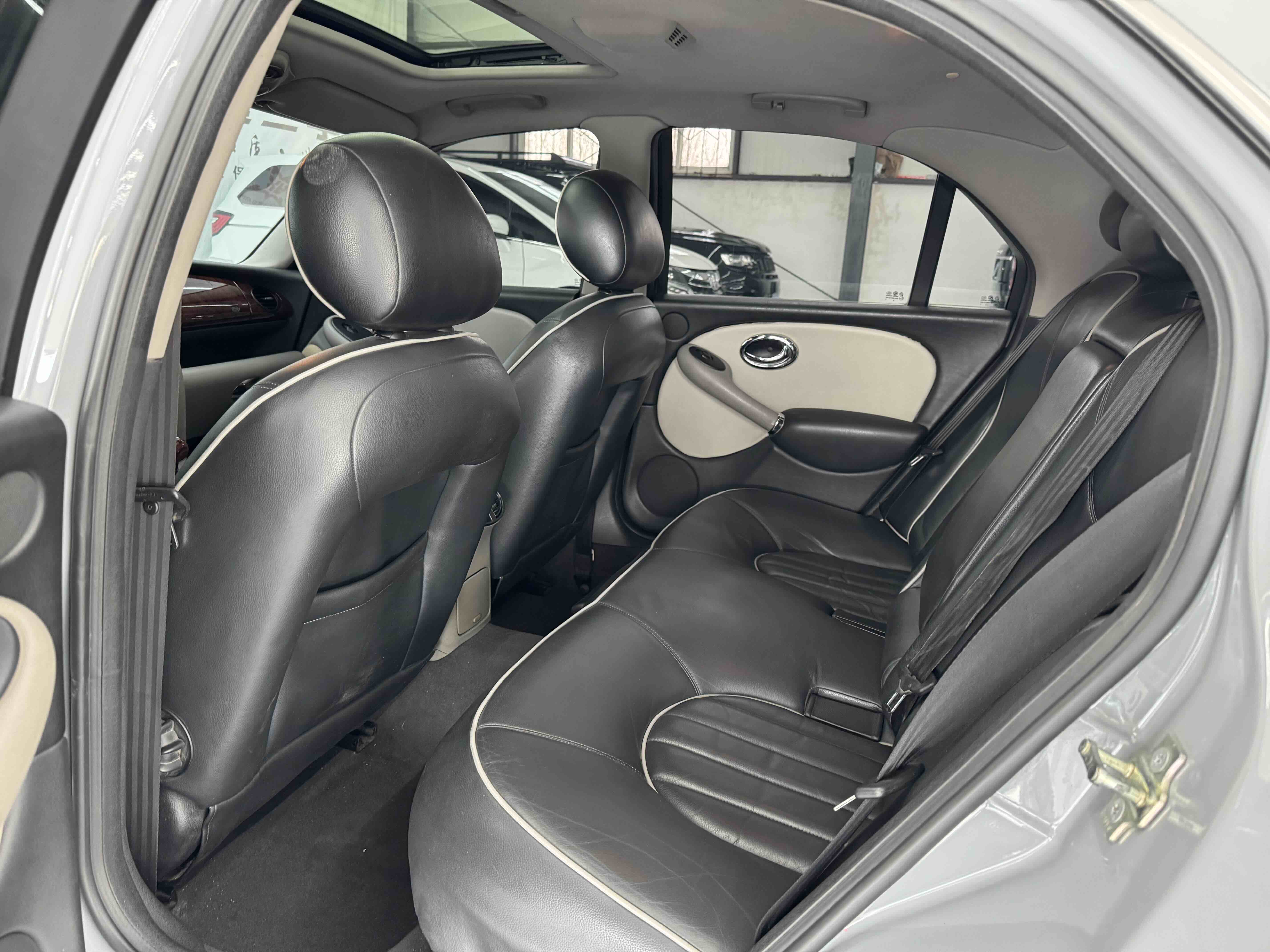 MG 7 2007 car image #10