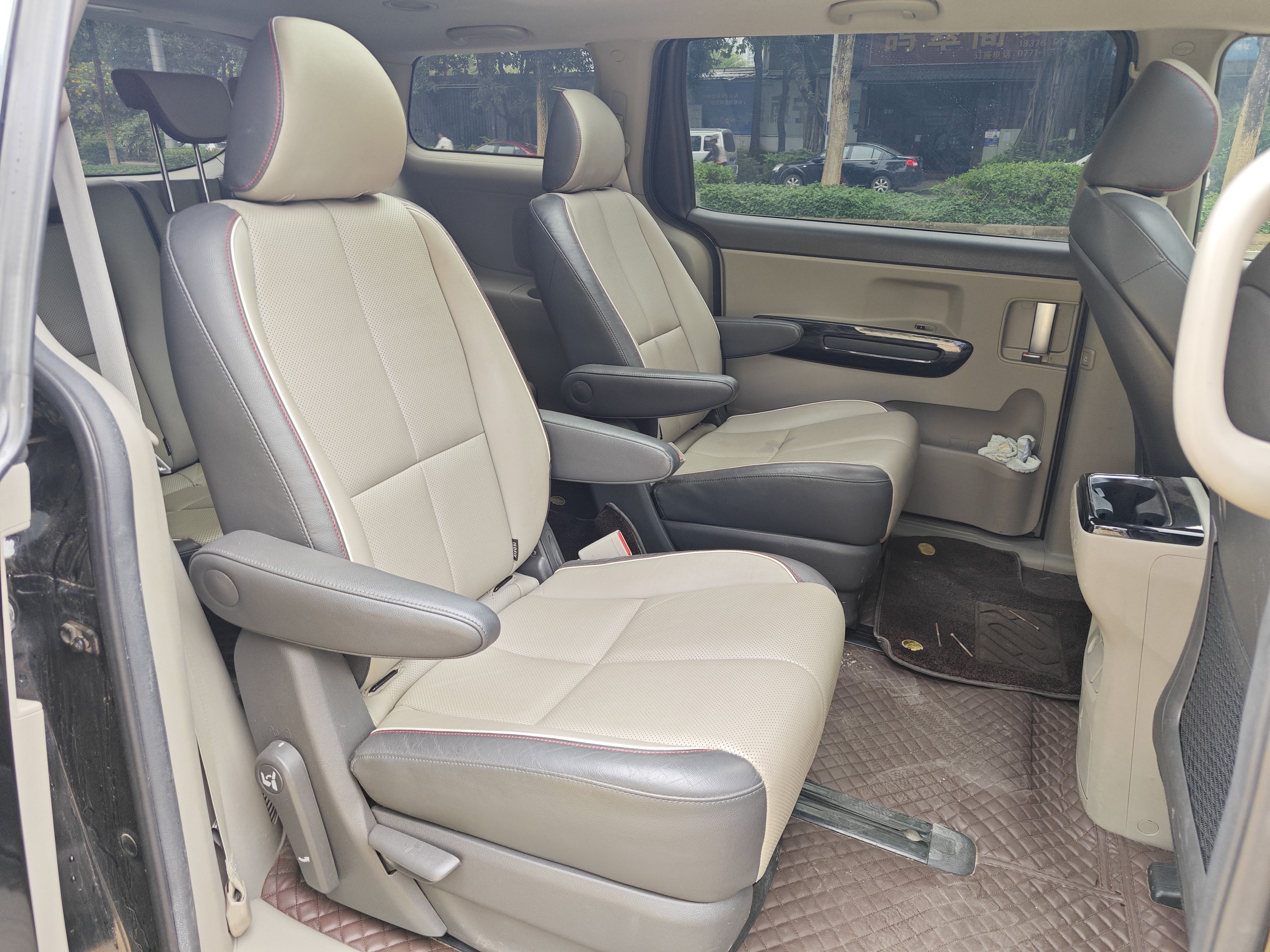 Kia Carnival (Imported) 2018 immagine di auto #10