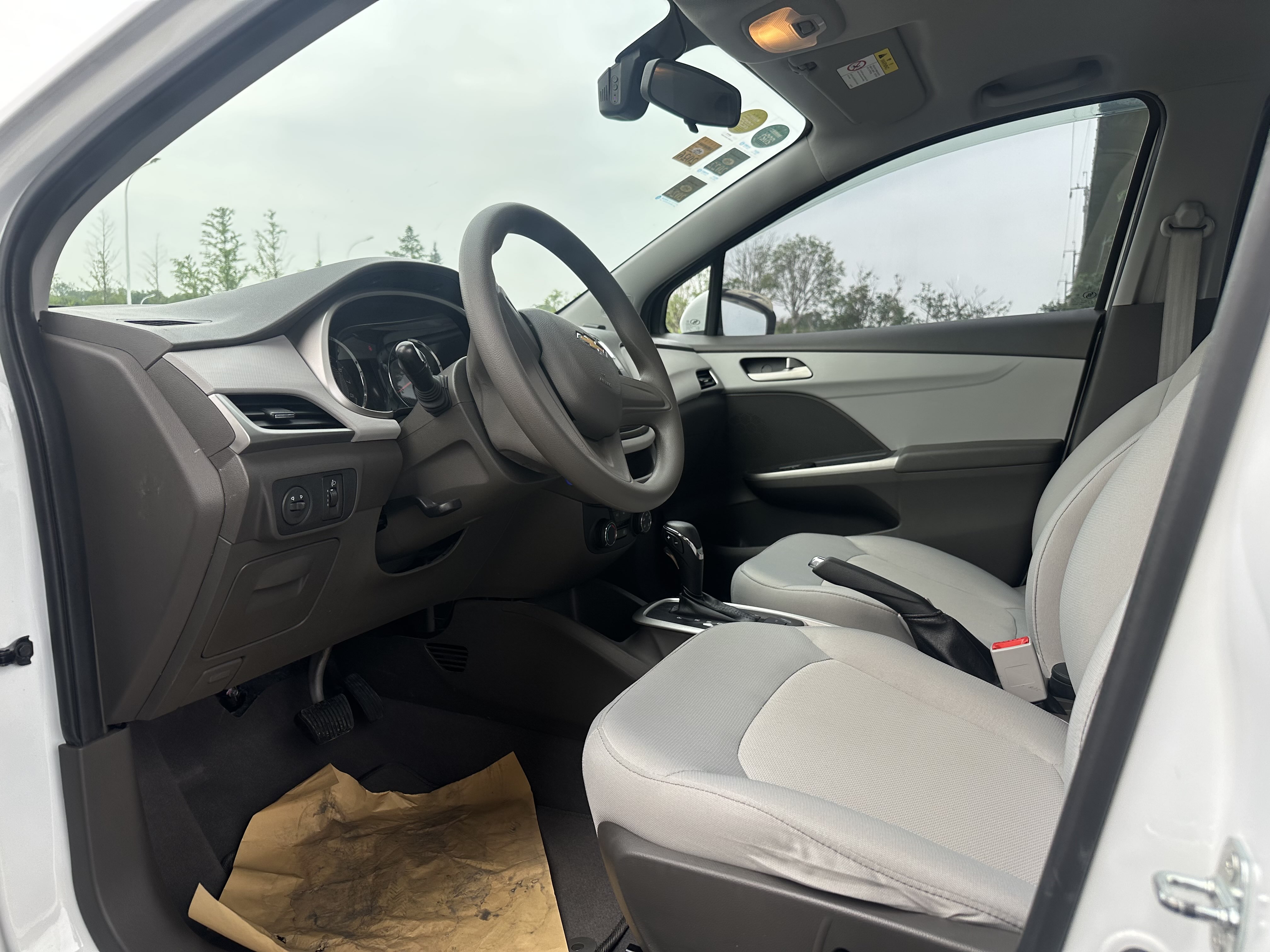 Chevrolet Lova RV 2016 car image #10