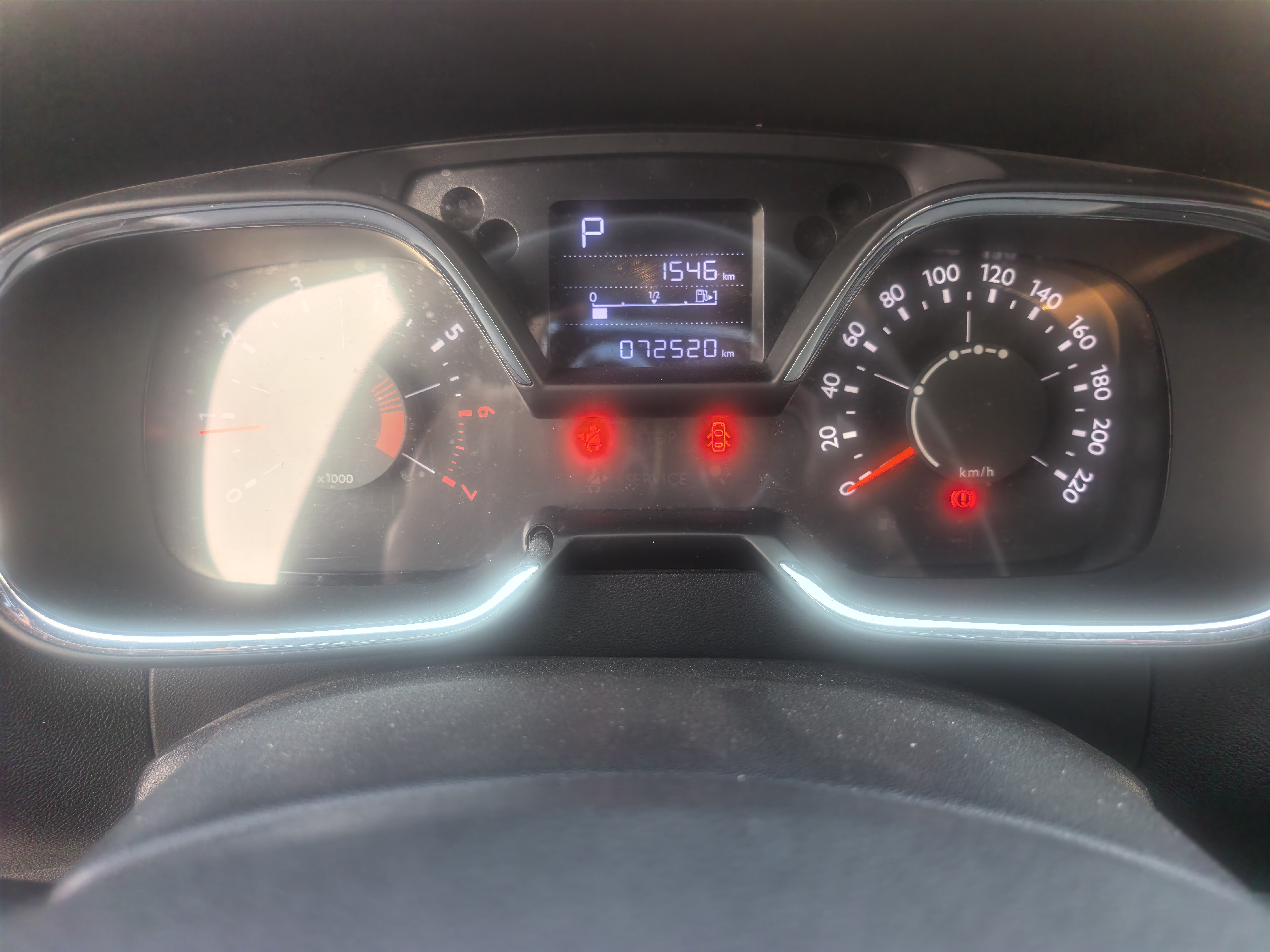 Citroen C4 C-Quatre 2017 car image #10