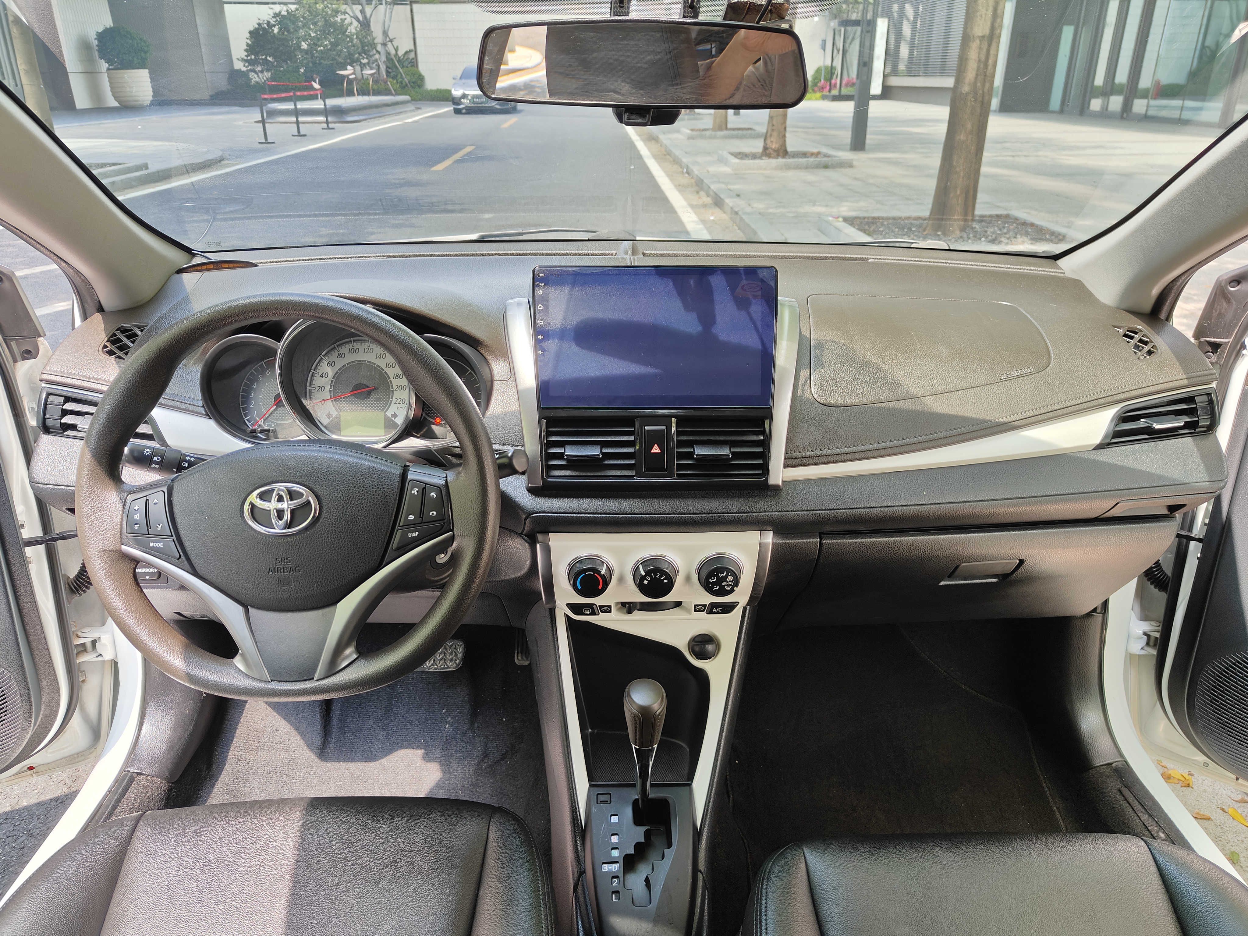 Toyota Vios 2016 car image #10