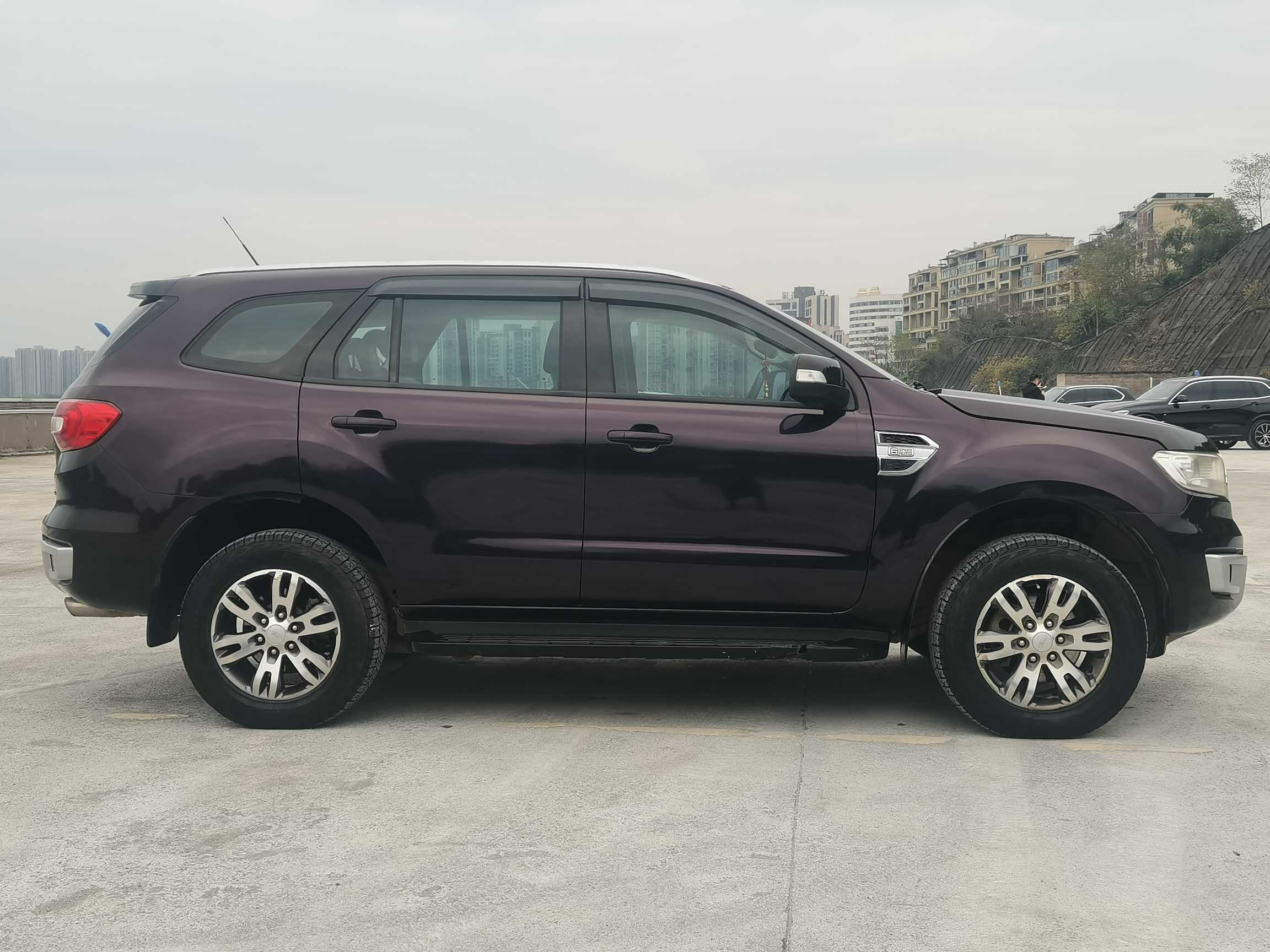 Ford Everest 2016 immagine di auto #10